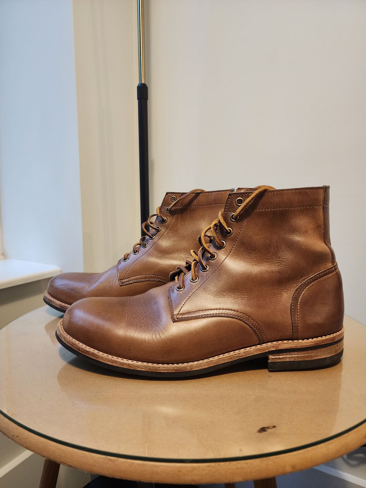 Photo by kobEsq on November 5, 2023 of the Oak Street Bootmakers Trench Boot in Horween Natural Chromexcel.