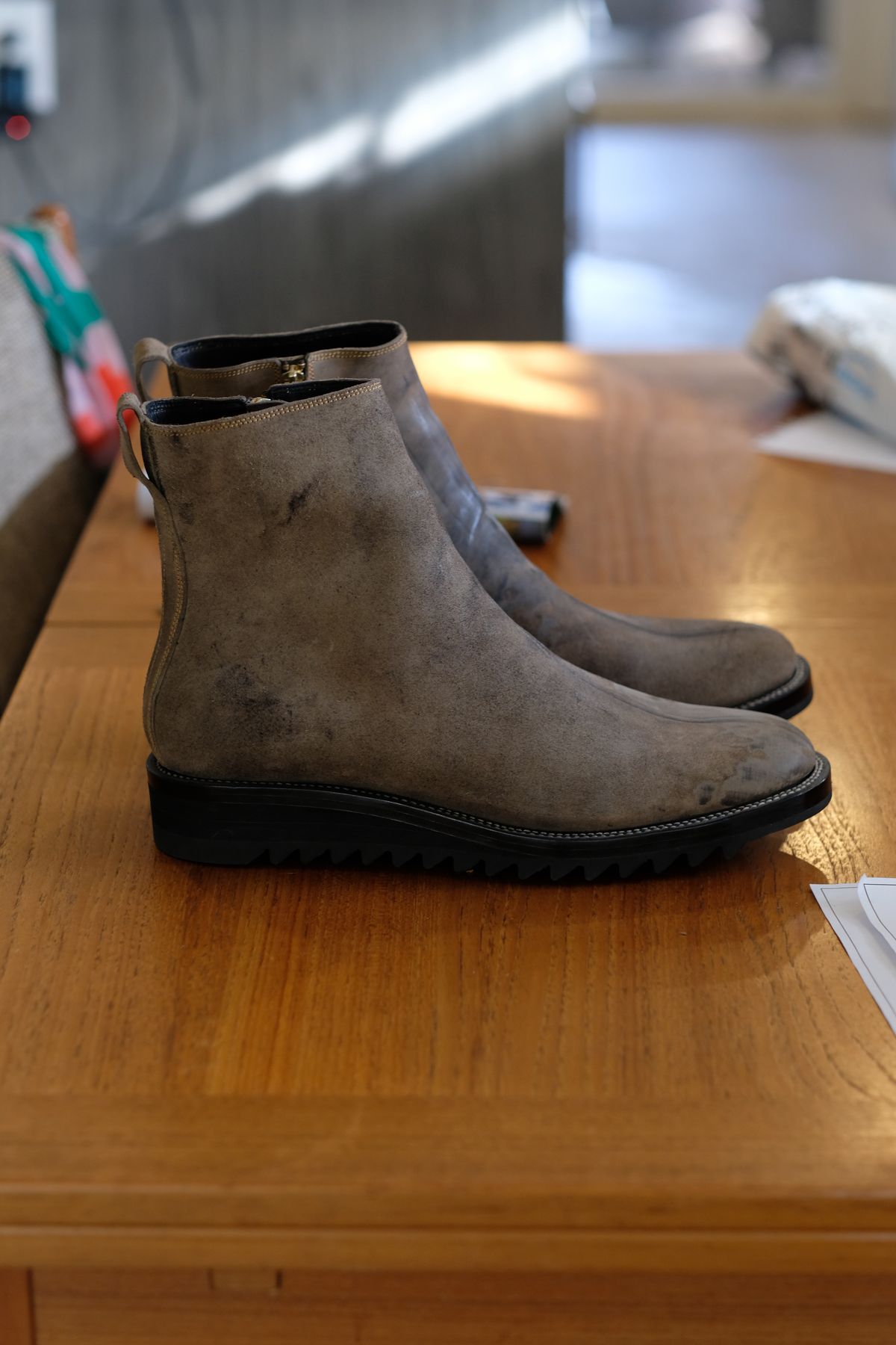 Photo by thepatinaarena on October 1, 2025 of the Fortis Boots Antasena in Maryam Reverse Asphalto.