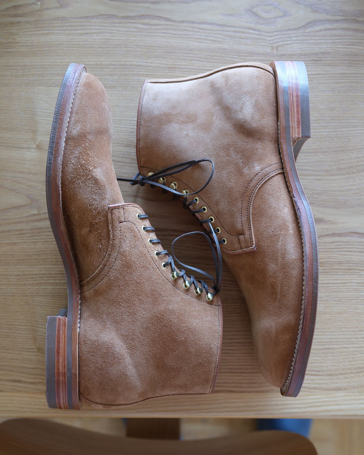 Photo by thepatinaarena on November 1, 2023 of the Viberg Derby Boot in C.F. Stead Anise Calf Suede.