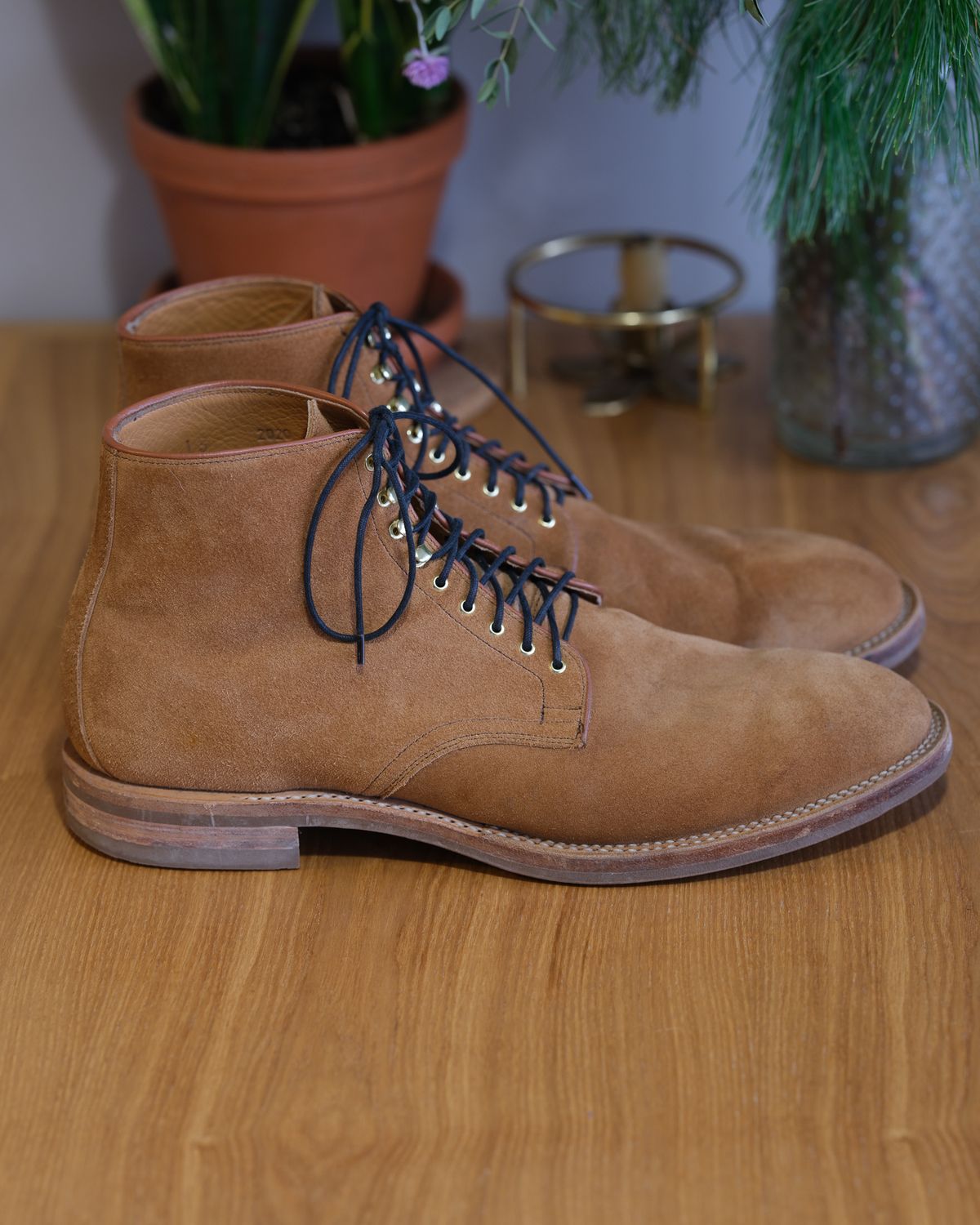 Photo by thepatinaarena on December 3, 2023 of the Viberg Derby Boot in C.F. Stead Anise Calf Suede.