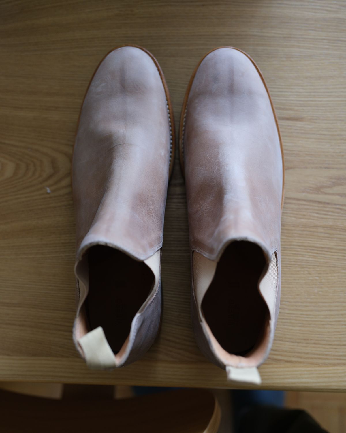 Photo by thepatinaarena on November 7, 2023 of the Viberg Chelsea in Maryam Fango Vitello Calf.