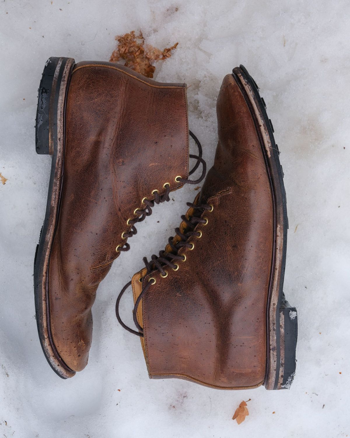 Photo by thepatinaarena on February 2, 2022 of the Viberg Wholecut Derby Boot in Horween Rowdy Dachshund.