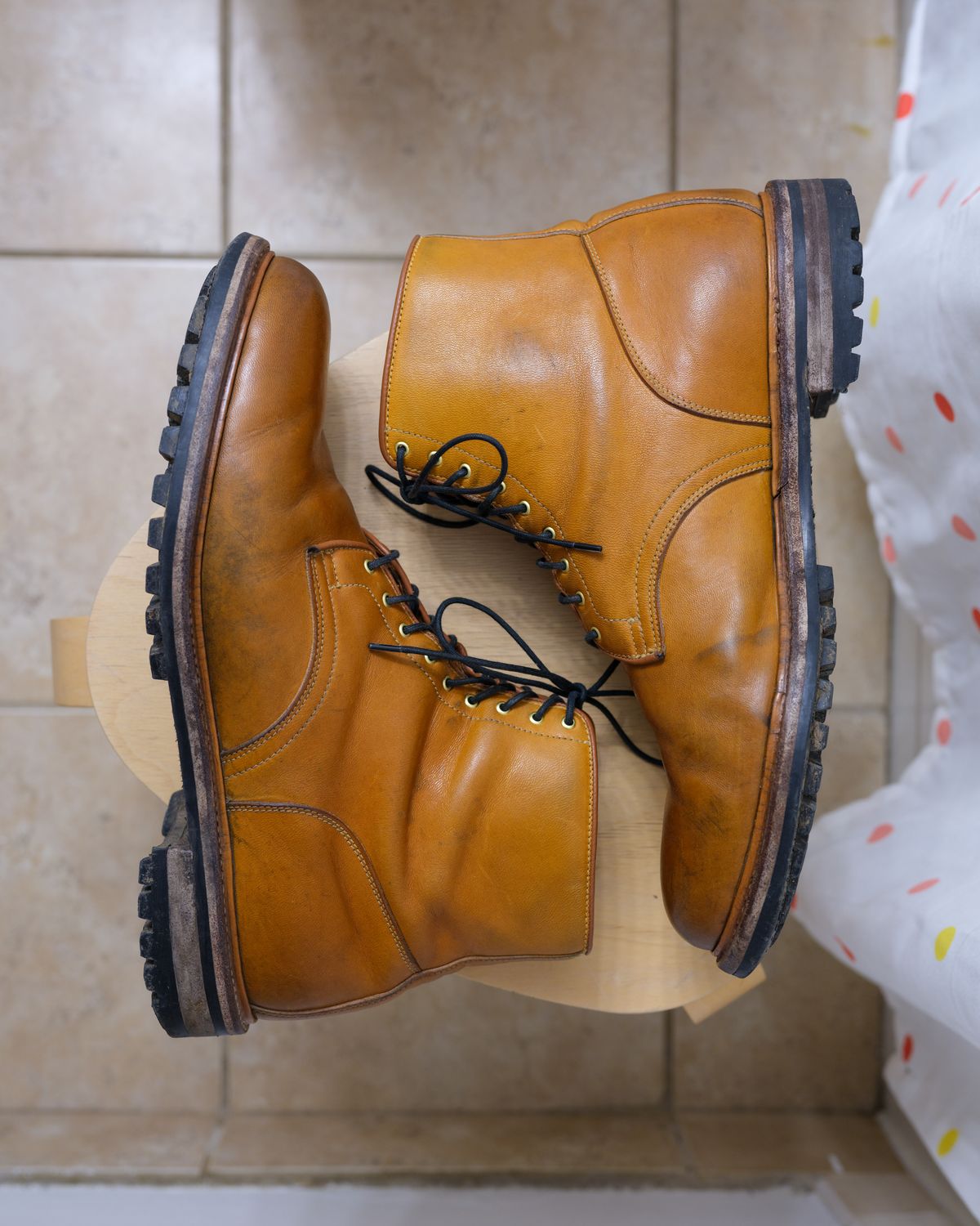 Photo by thepatinaarena on December 1, 2022 of the Viberg Officer Boot in Shinki Camel Latigo Horsehide.