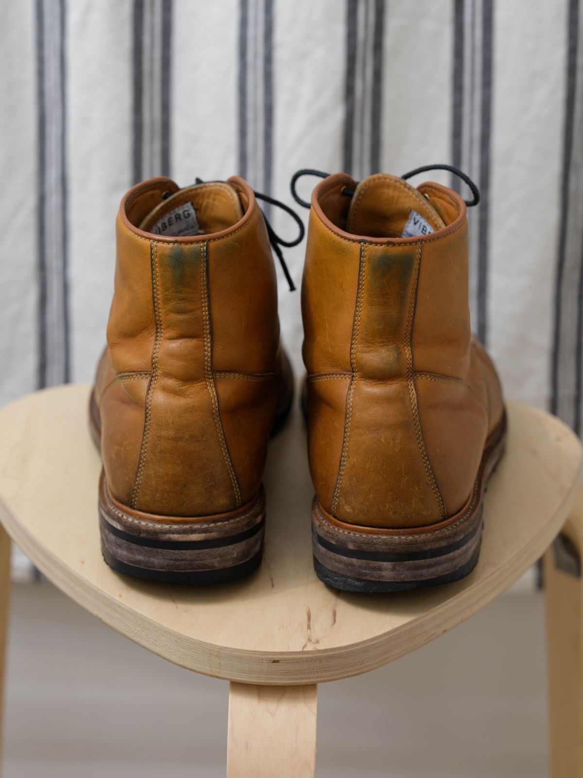 Photo by thepatinaarena on February 5, 2023 of the Viberg Officer Boot in Shinki Camel Latigo Horsehide.