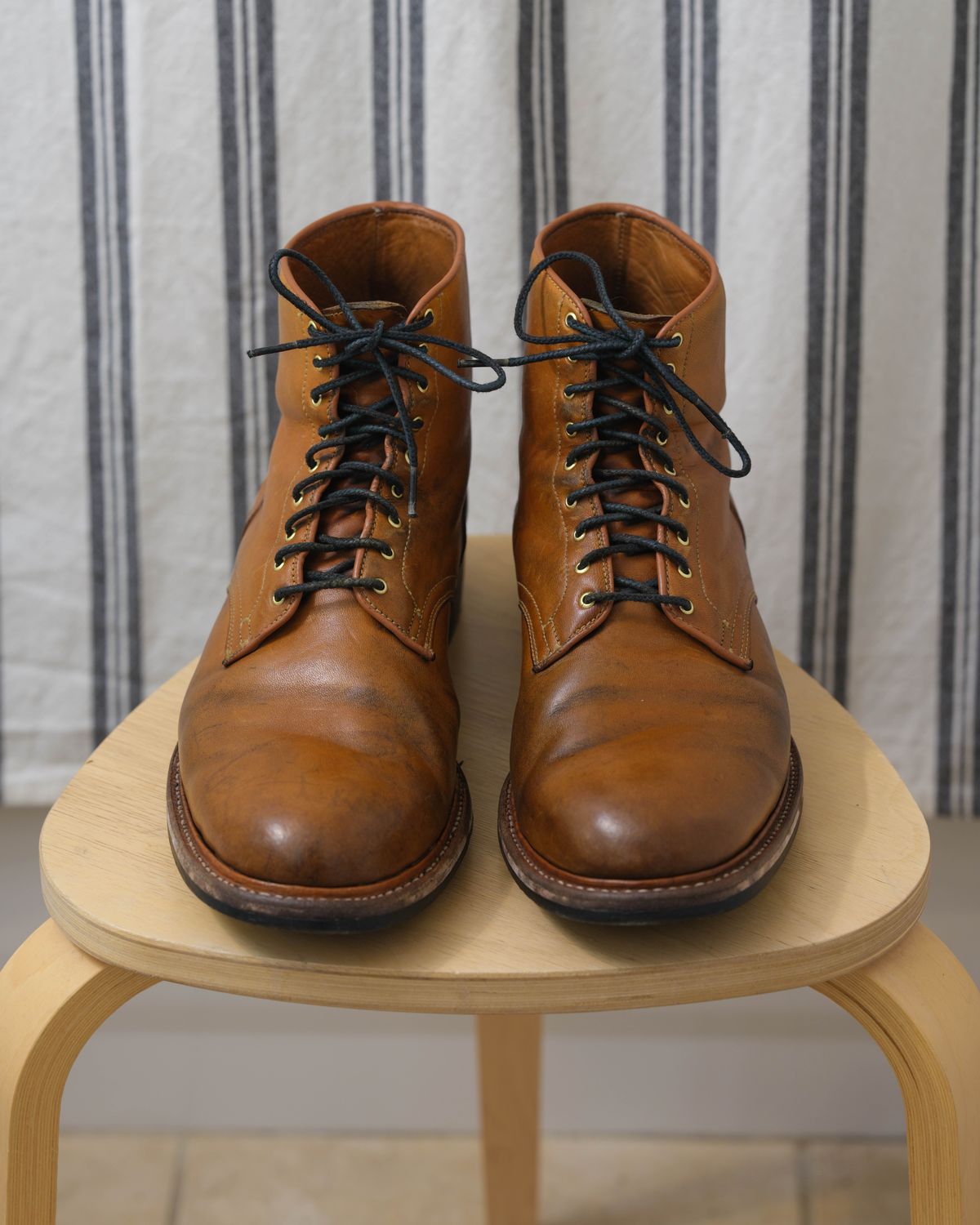 Photo by thepatinaarena on March 1, 2023 of the Viberg Officer Boot in Shinki Camel Latigo Horsehide.