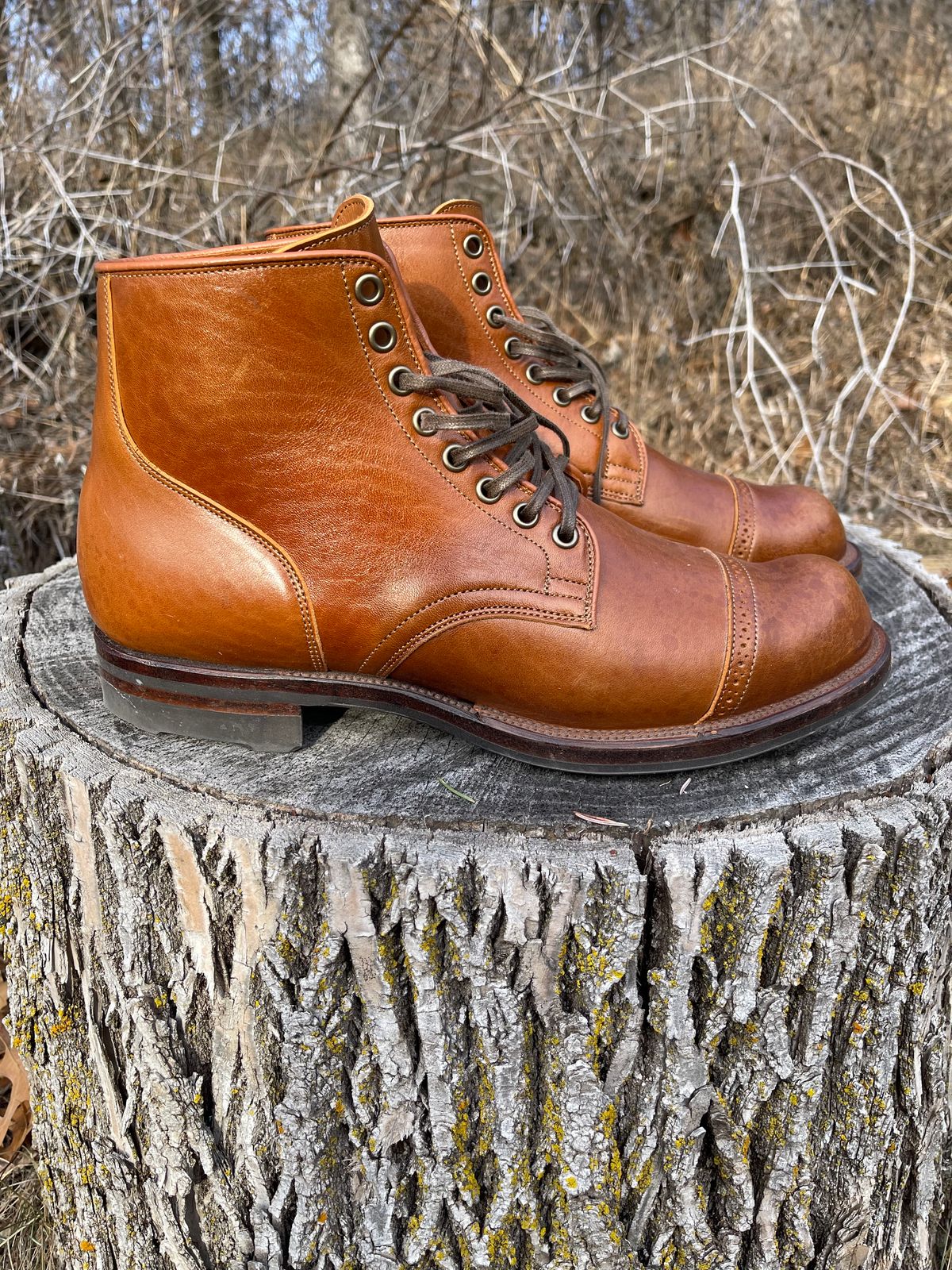 Photo by HonestHunter on January 5, 2025 of the Viberg Service Boot BCT in Shinki Cognac Teacore Horsebutt.