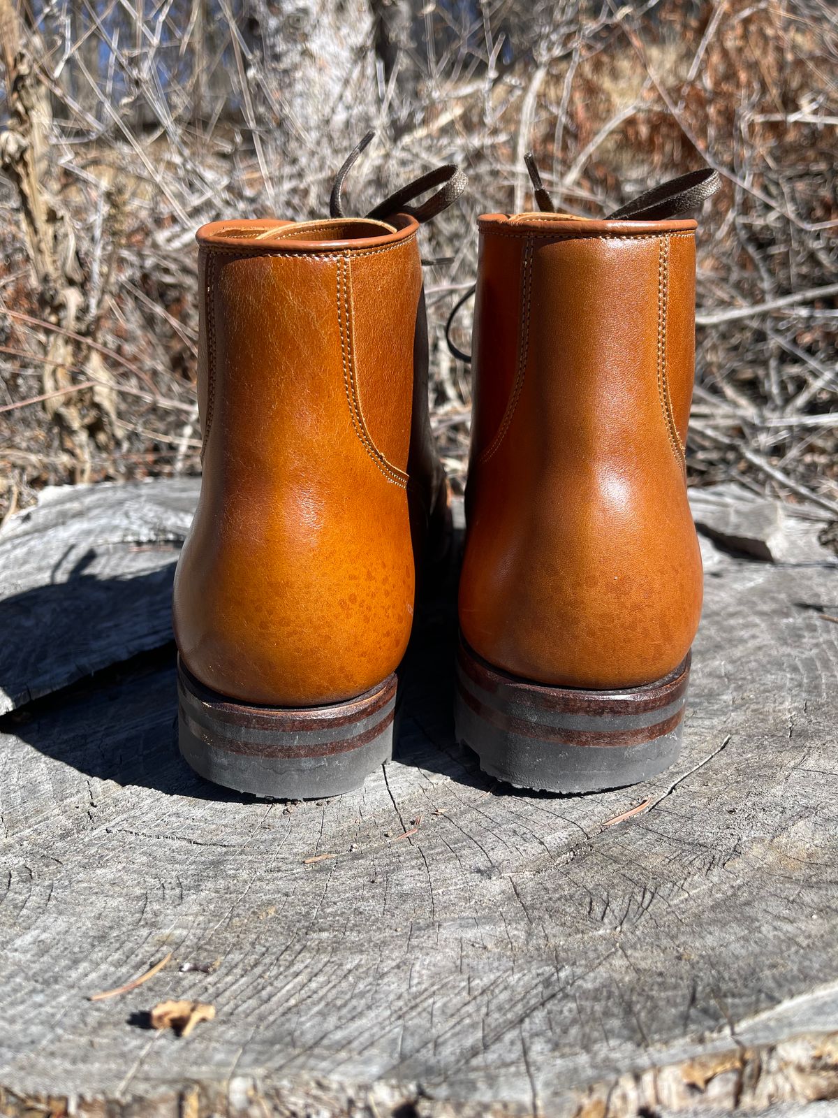 Photo by HonestHunter on March 2, 2025 of the Viberg Service Boot BCT in Shinki Cognac Teacore Horsebutt.