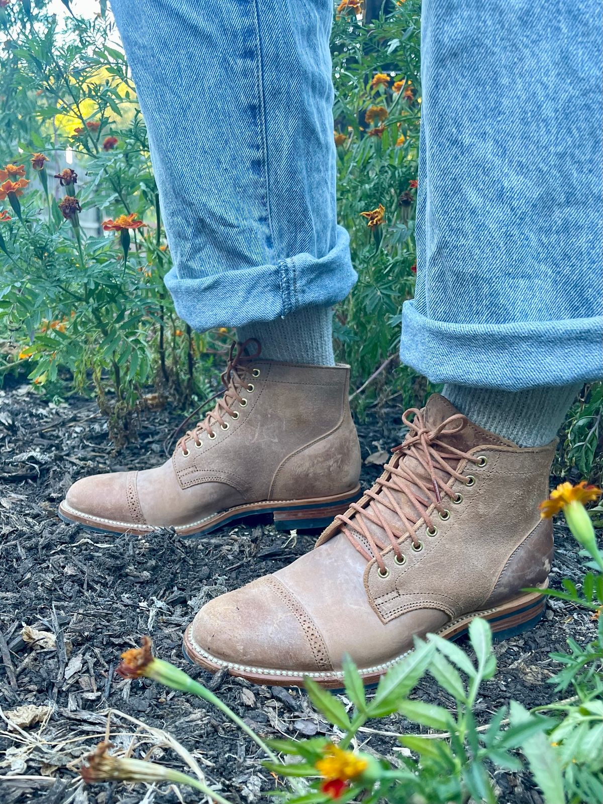 Photo by HonestHunter on October 1, 2024 of the Viberg Service Boot BCT in Maryam 1060 Revescio Sego Horsebutt.