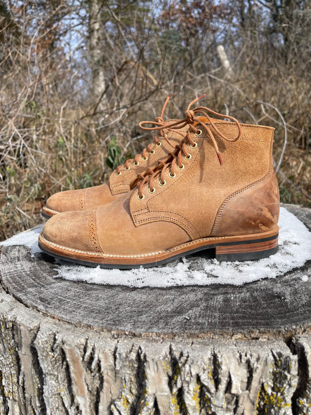 Photo by HonestHunter on December 3, 2024 of the Viberg Service Boot BCT in Maryam 1060 Revescio Sego Horsebutt.