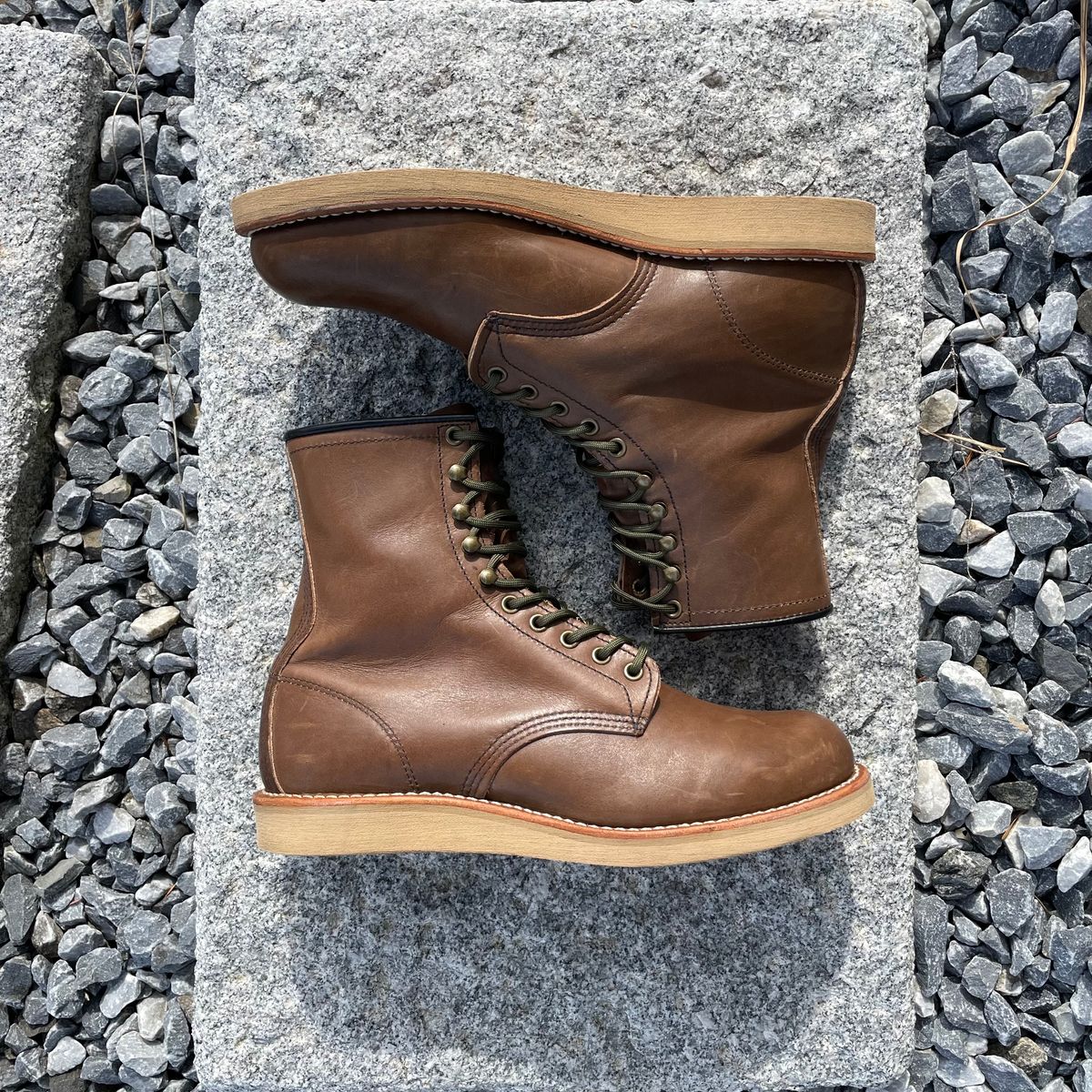 Photo by DRVX on March 3, 2024 of the Red Wing 7-Inch Classic Round Toe in Dark Chocolate.