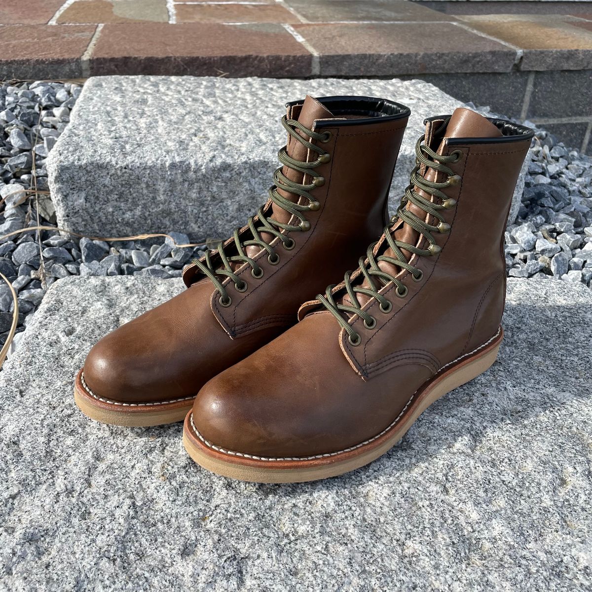 Photo by DRVX on March 3, 2024 of the Red Wing 7-Inch Classic Round Toe in Dark Chocolate.