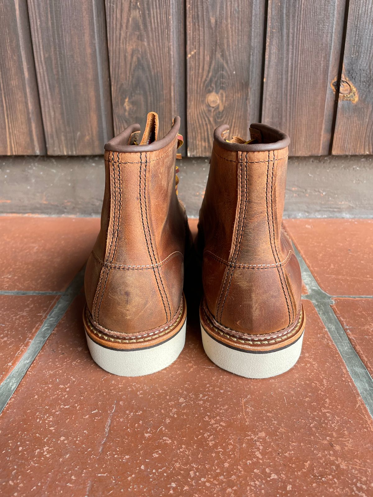 Photo by DRVX on October 1, 2022 of the Red Wing 6-Inch Classic Moc in S.B. Foot Copper Rough and Tough.
