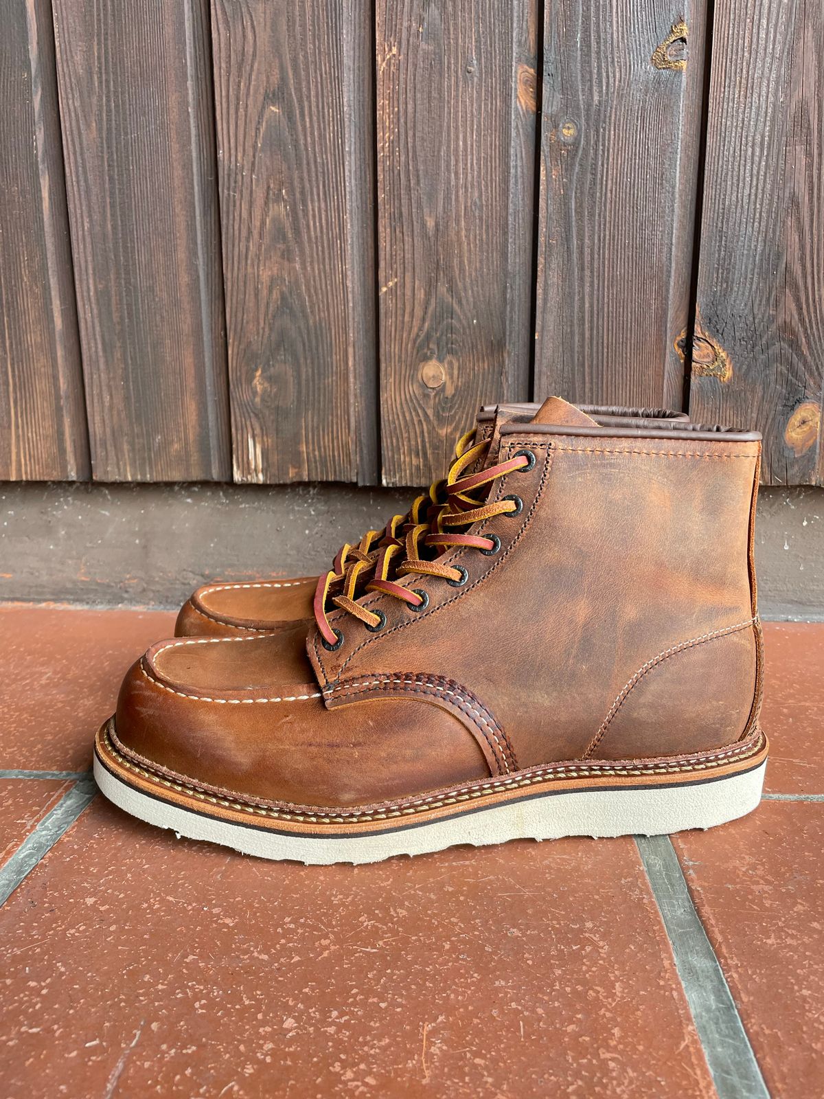 Photo by DRVX on October 1, 2022 of the Red Wing 6-Inch Classic Moc in S.B. Foot Copper Rough and Tough.