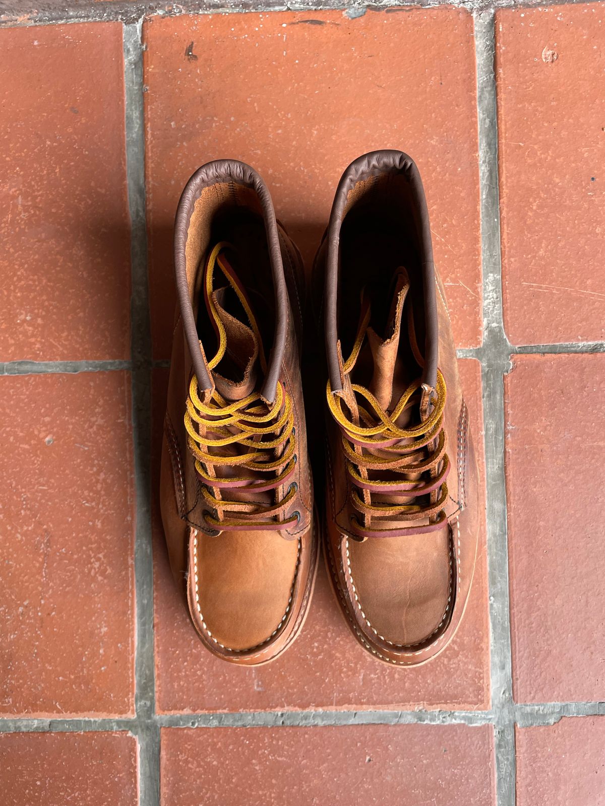 Photo by DRVX on October 1, 2022 of the Red Wing 6-Inch Classic Moc in S.B. Foot Copper Rough and Tough.