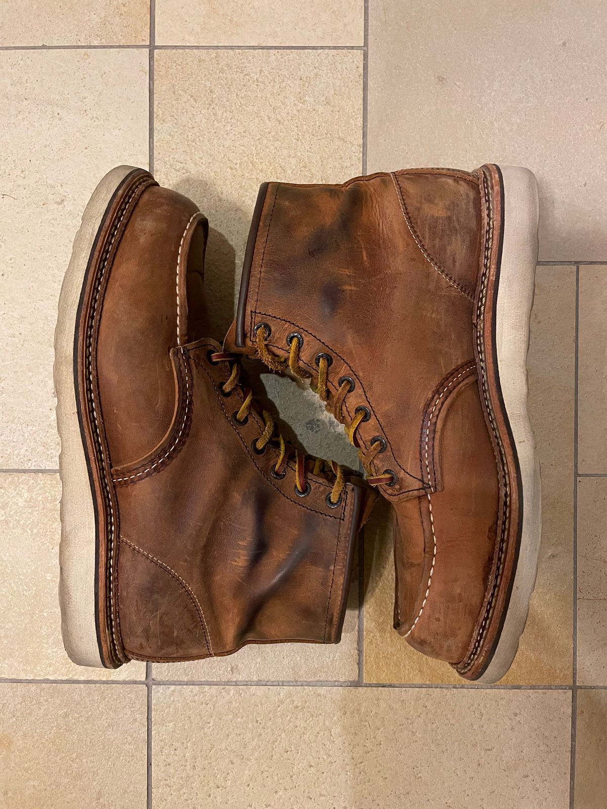 Photo by DRVX on December 5, 2022 of the Red Wing 6-Inch Classic Moc in S.B. Foot Copper Rough and Tough.