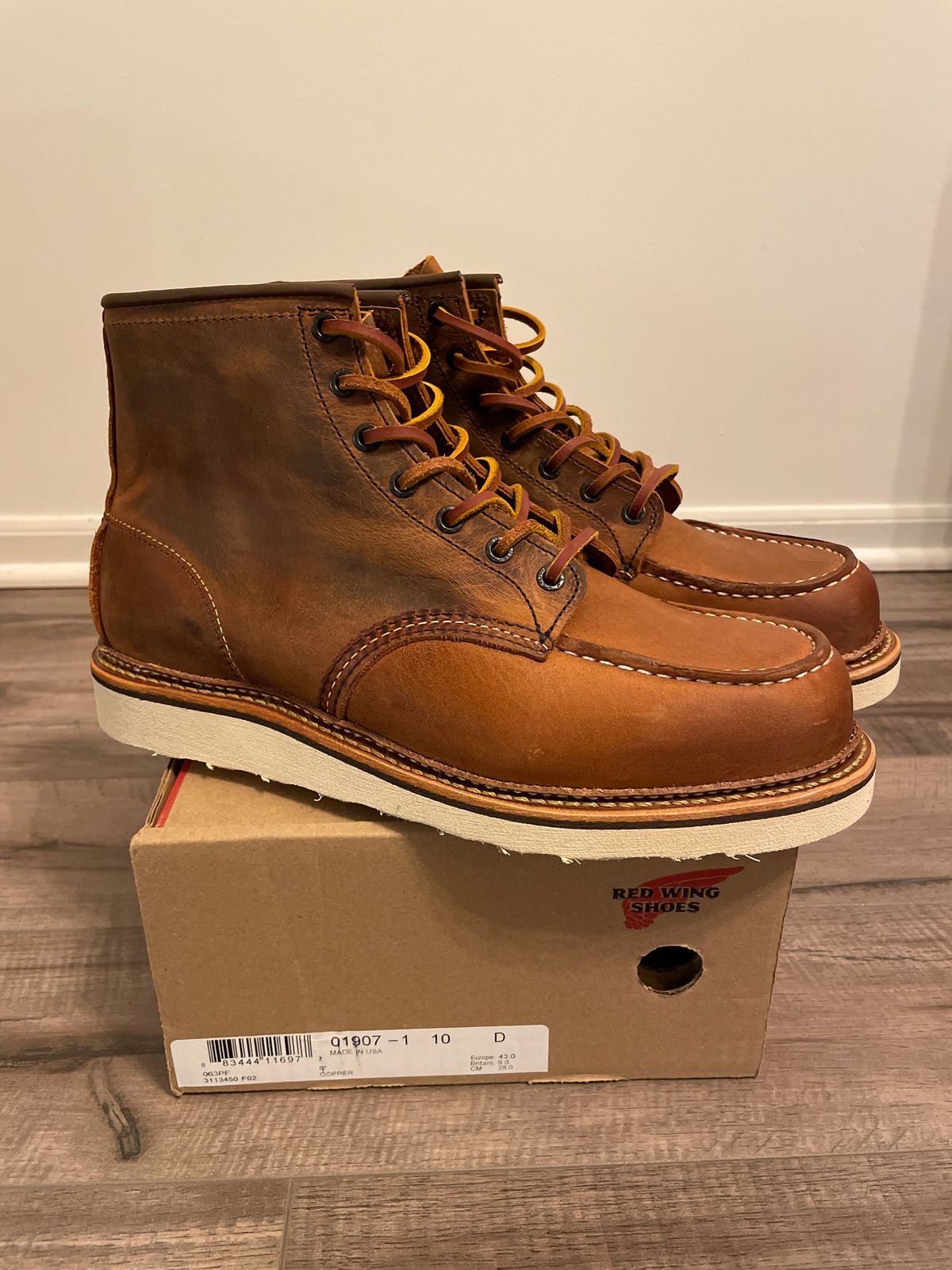 Photo by DRVX on September 22, 2022 of the Red Wing 6-Inch Classic Moc in S.B. Foot Copper Rough and Tough.