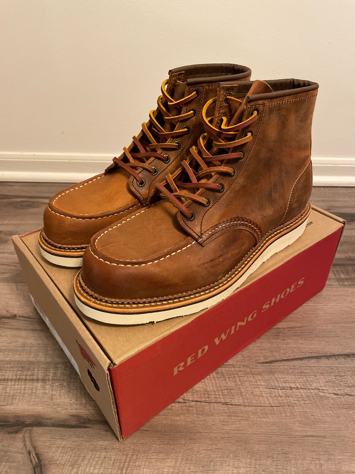 Photo by DRVX on September 22, 2022 of the Red Wing 6-Inch Classic Moc in S.B. Foot Copper Rough and Tough.