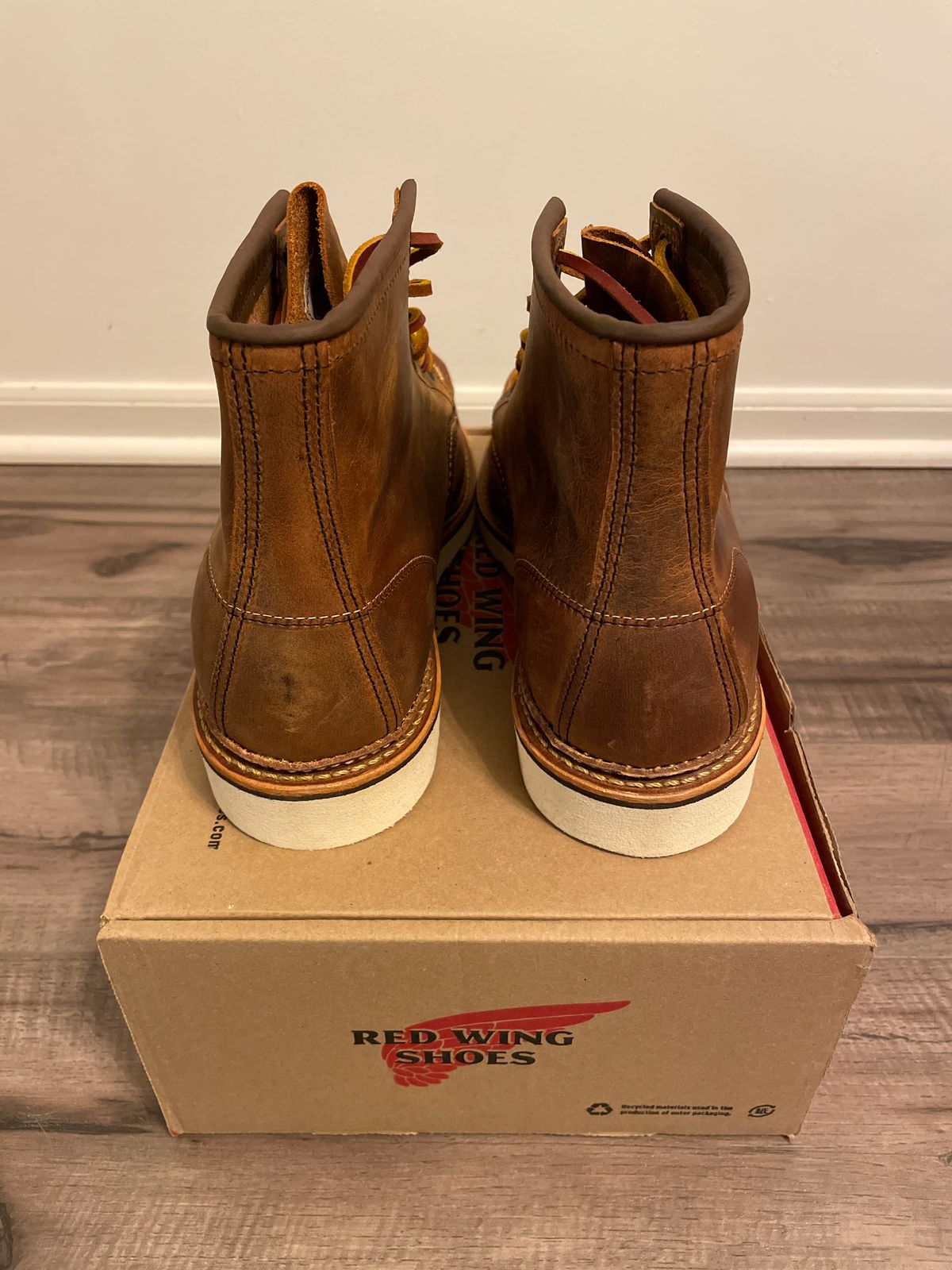 Photo by DRVX on September 22, 2022 of the Red Wing 6-Inch Classic Moc in S.B. Foot Copper Rough and Tough.