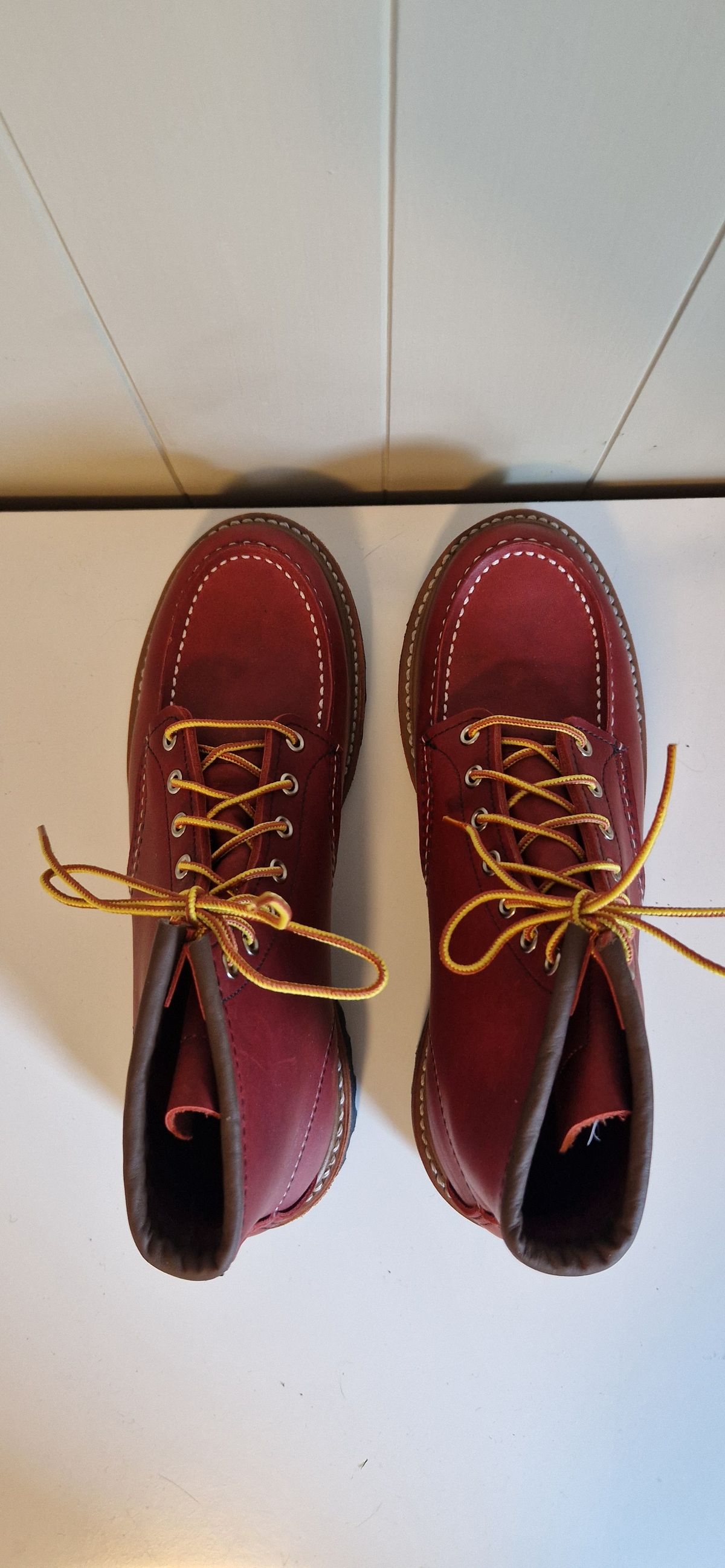 Photo by bastan on October 2, 2024 of the Red Wing 6-Inch Classic Moc in S.B. Foot Oro-Russet Portage.