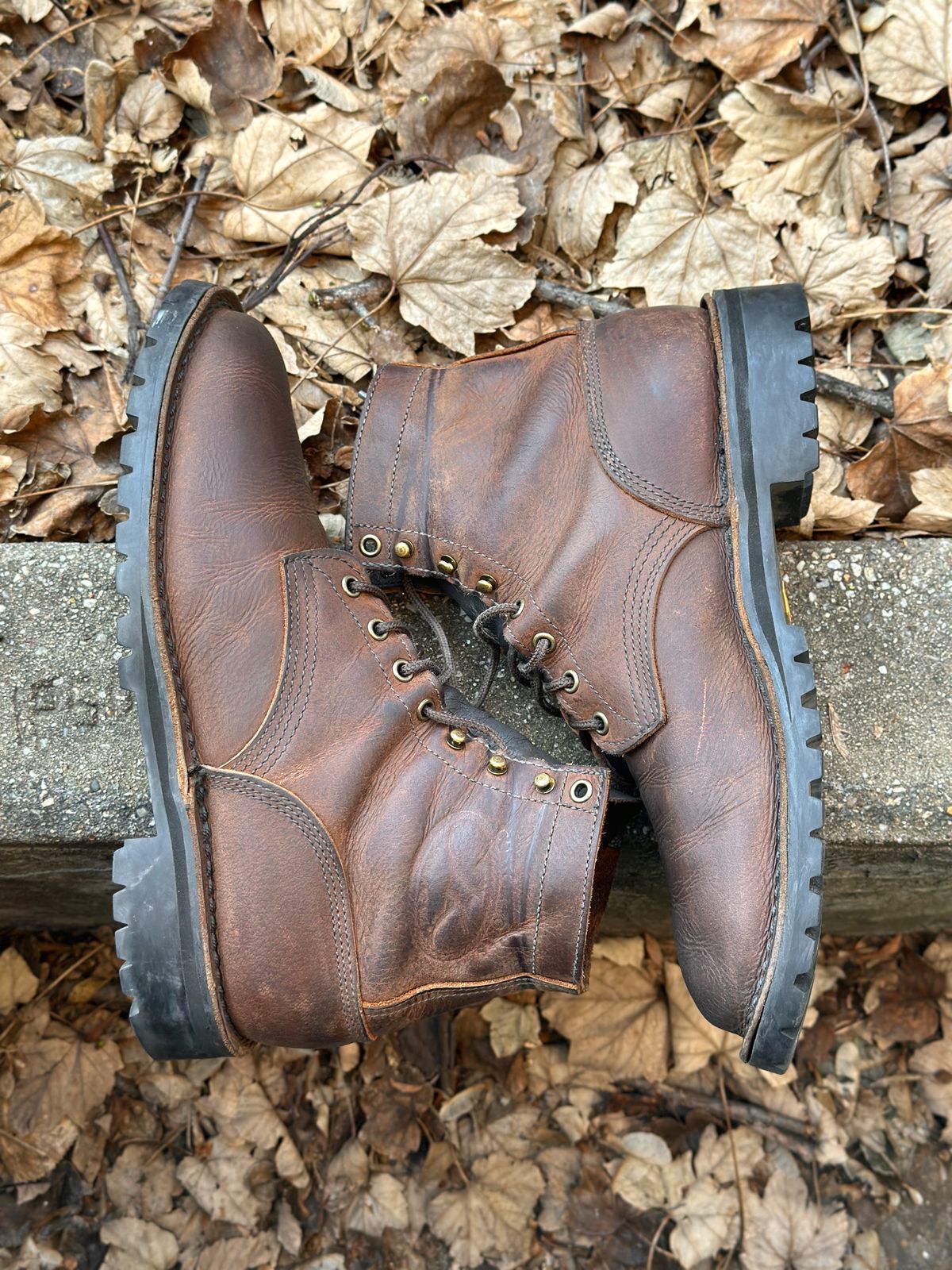 Photo by gabriel18 on January 5, 2024 of the JK Boots 300X in Seidel Brown Oil Tan.