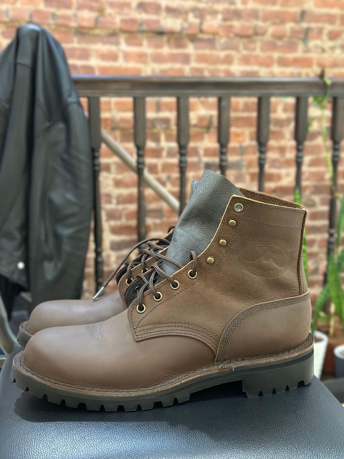 Photo by gabriel18 on October 1, 2023 of the JK Boots 300X in Seidel Brown Oil Tan.
