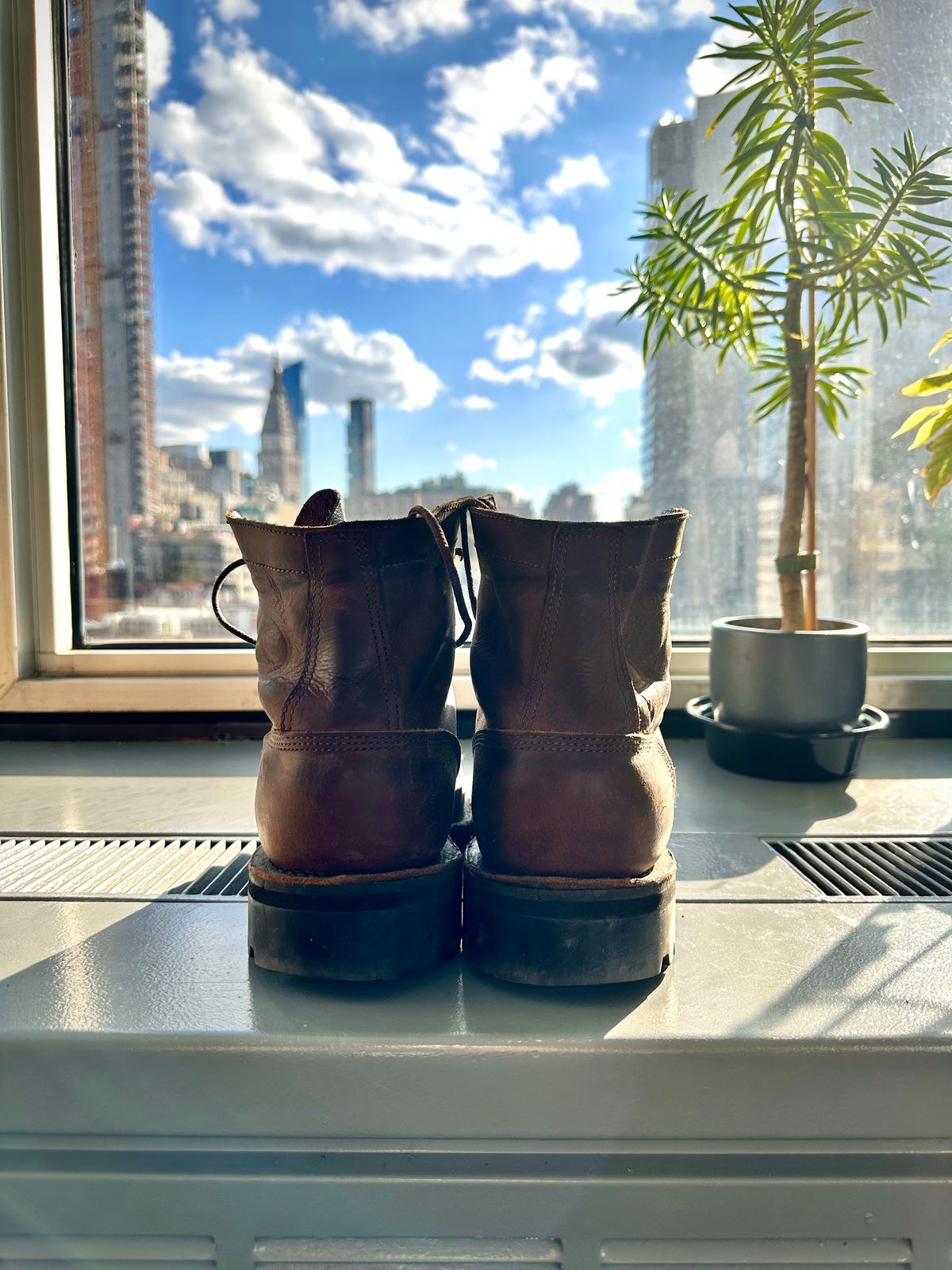 Photo by gabriel18 on November 1, 2023 of the JK Boots 300X in Seidel Brown Oil Tan.