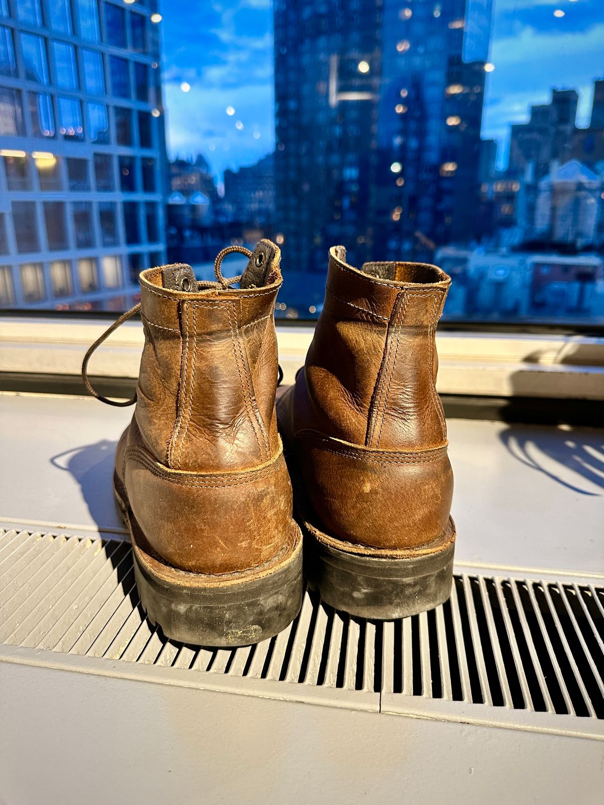 Photo by gabriel18 on December 4, 2023 of the JK Boots 300X in Seidel Brown Oil Tan.