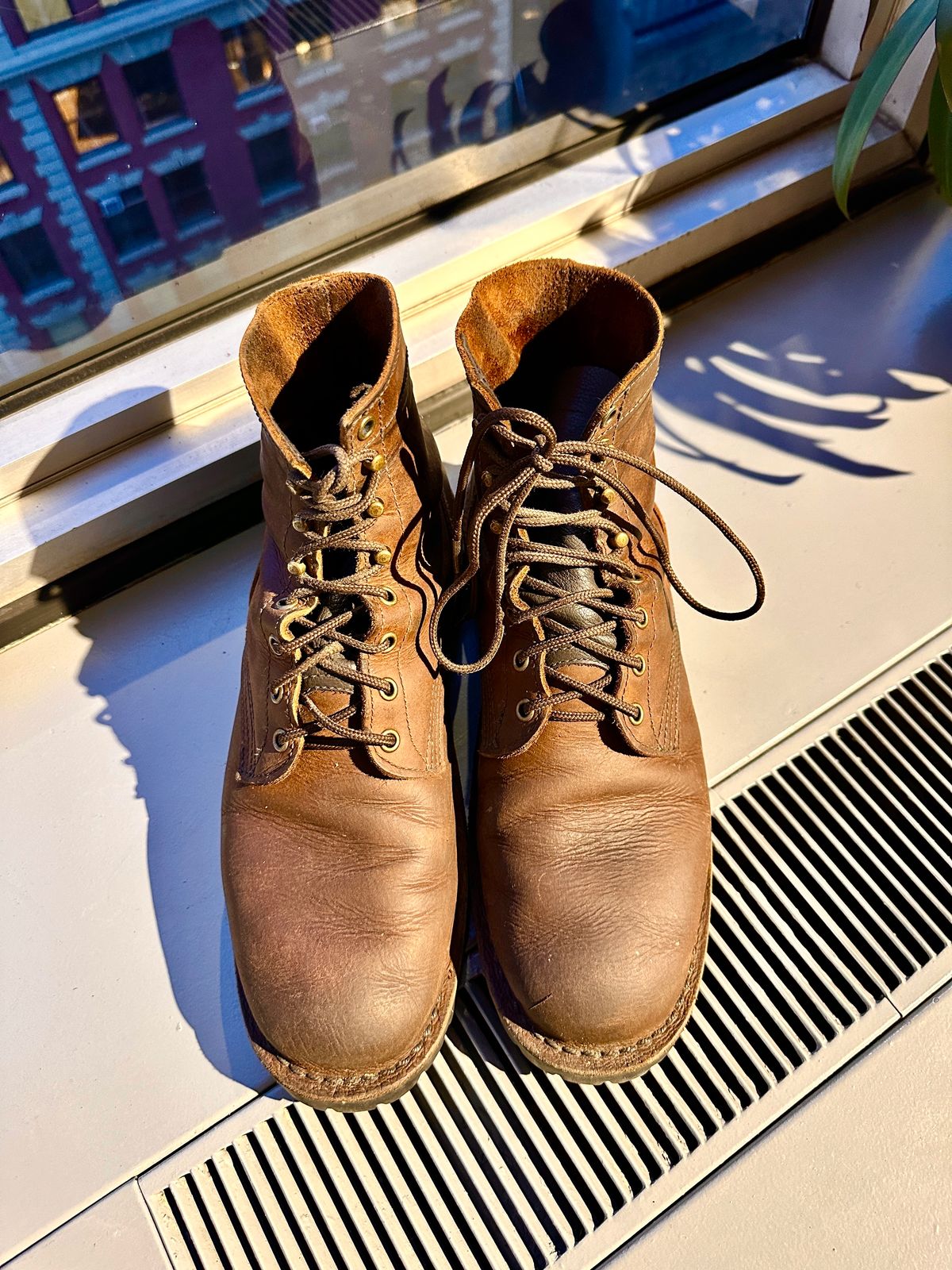 Photo by gabriel18 on December 4, 2023 of the JK Boots 300X in Seidel Brown Oil Tan.
