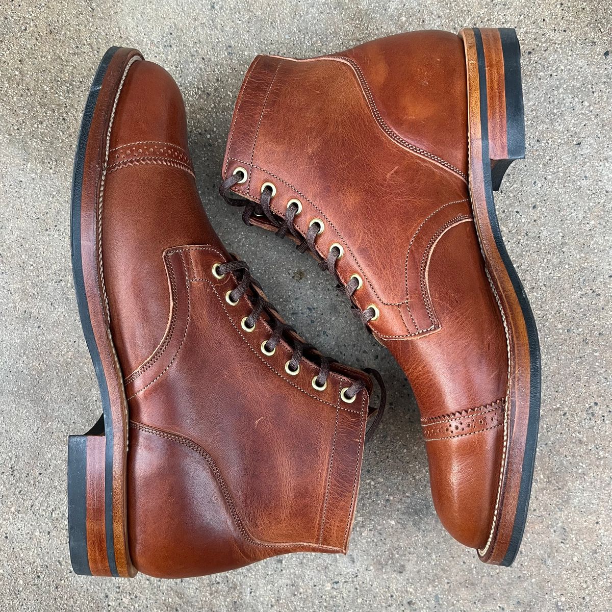 Photo by samepantssameboots6months on October 1, 2022 of the Viberg Service Boot BCT in Horween Burned Oak Dublin.