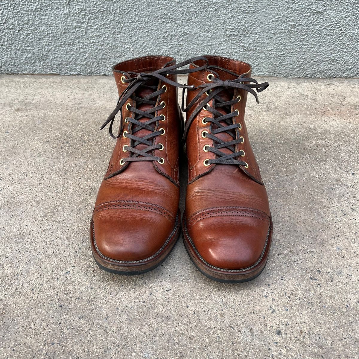 Photo by samepantssameboots6months on December 5, 2022 of the Viberg Service Boot BCT in Horween Burned Oak Dublin.