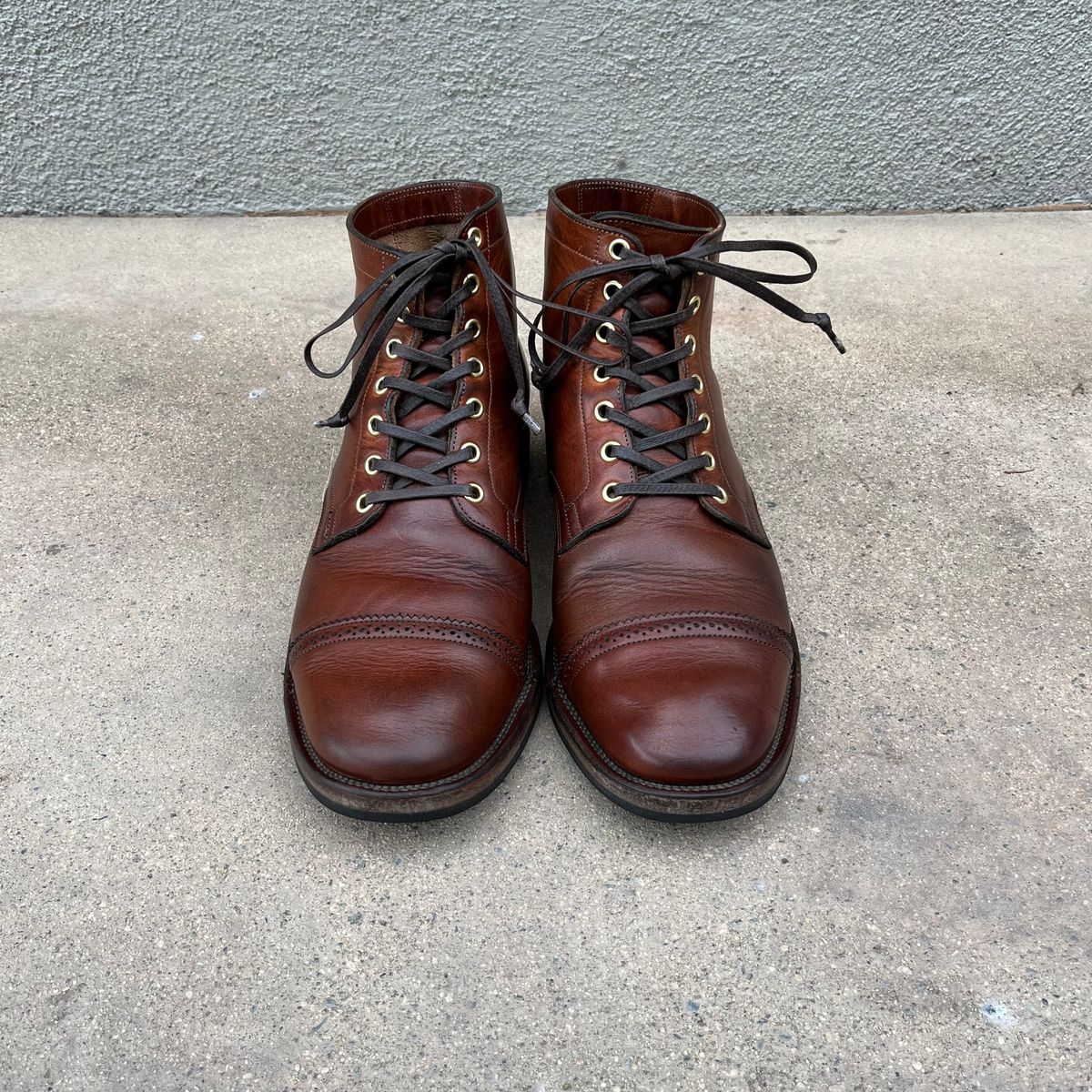 Photo by samepantssameboots6months on March 5, 2023 of the Viberg Service Boot BCT in Horween Burned Oak Dublin.