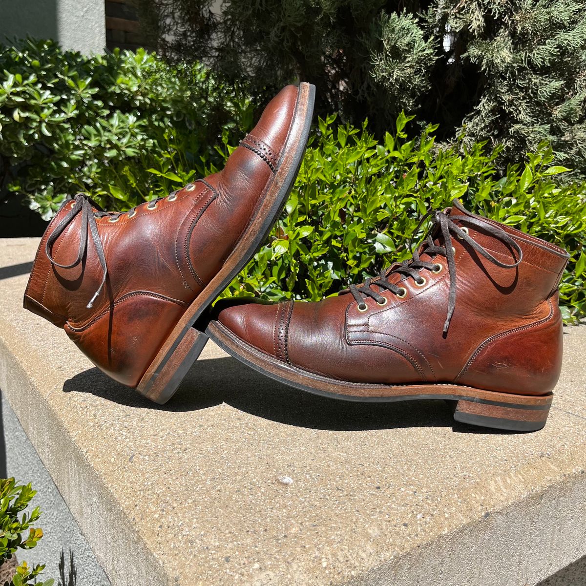 Photo by samepantssameboots6months on April 2, 2023 of the Viberg Service Boot BCT in Horween Burned Oak Dublin.