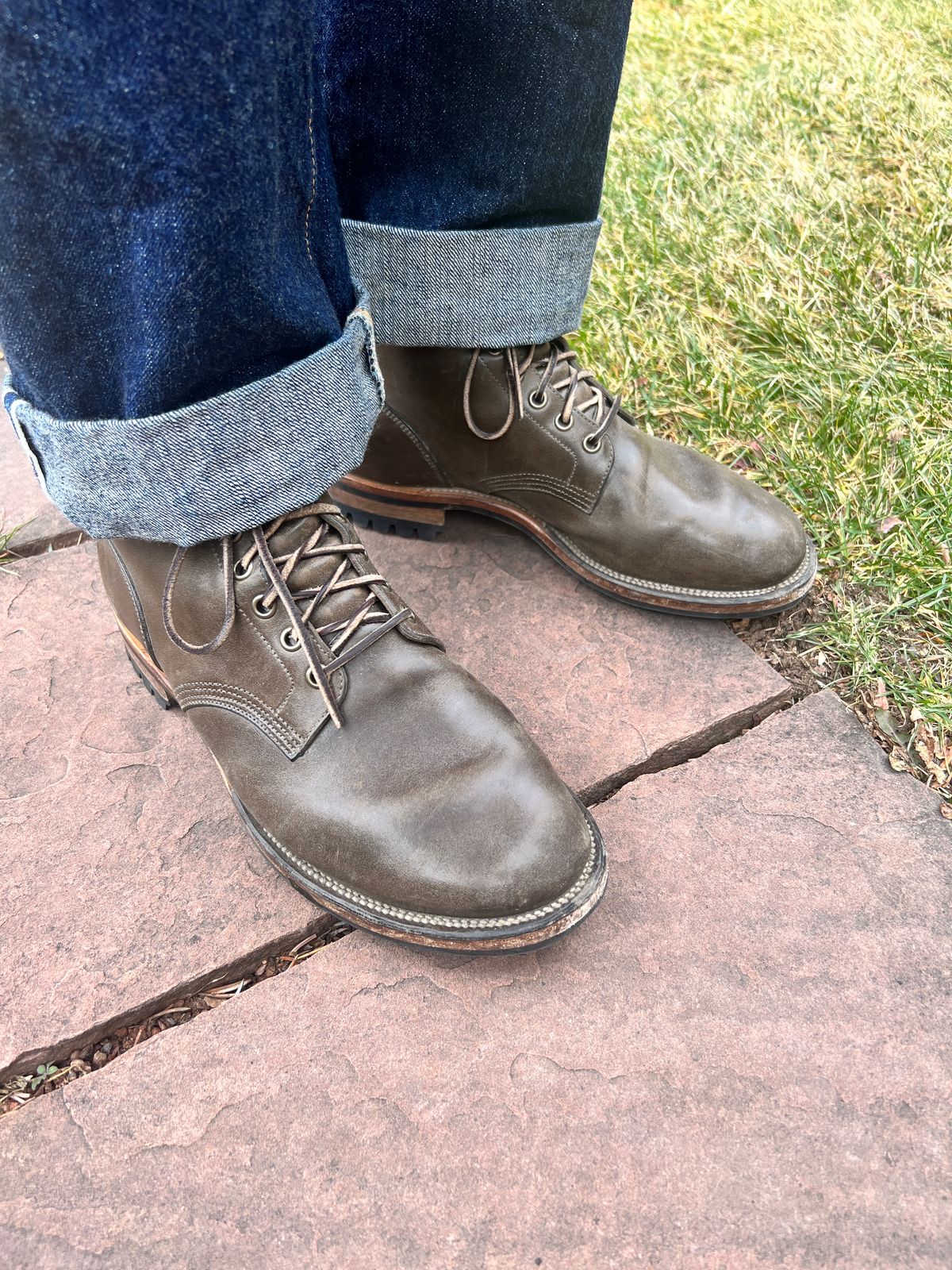 Photo by tooth on January 4, 2024 of the Viberg Boondocker in Maryam Olive TPR Horsebutt.