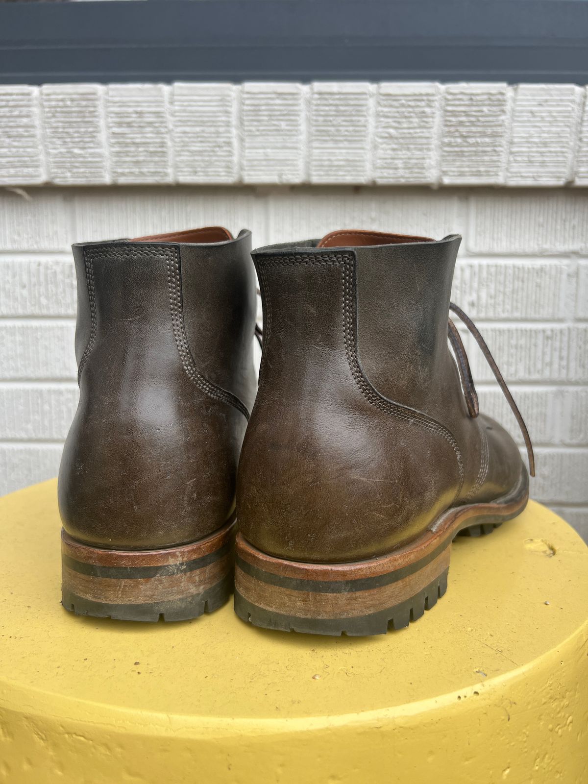 Photo by tooth on January 4, 2024 of the Viberg Boondocker in Maryam Olive TPR Horsebutt.