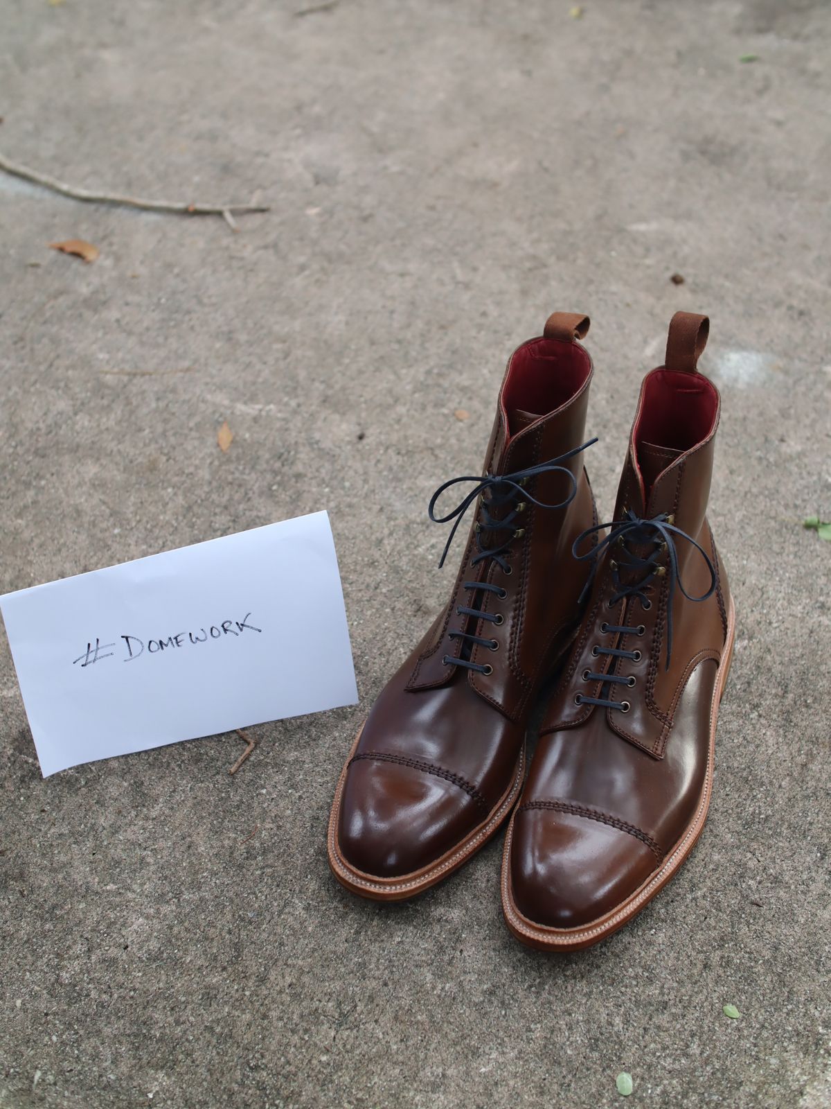 Photo by miamisoledoc on October 1, 2022 of the Carmina Unlisted Model in Horween Armagnac Shell Cordovan.