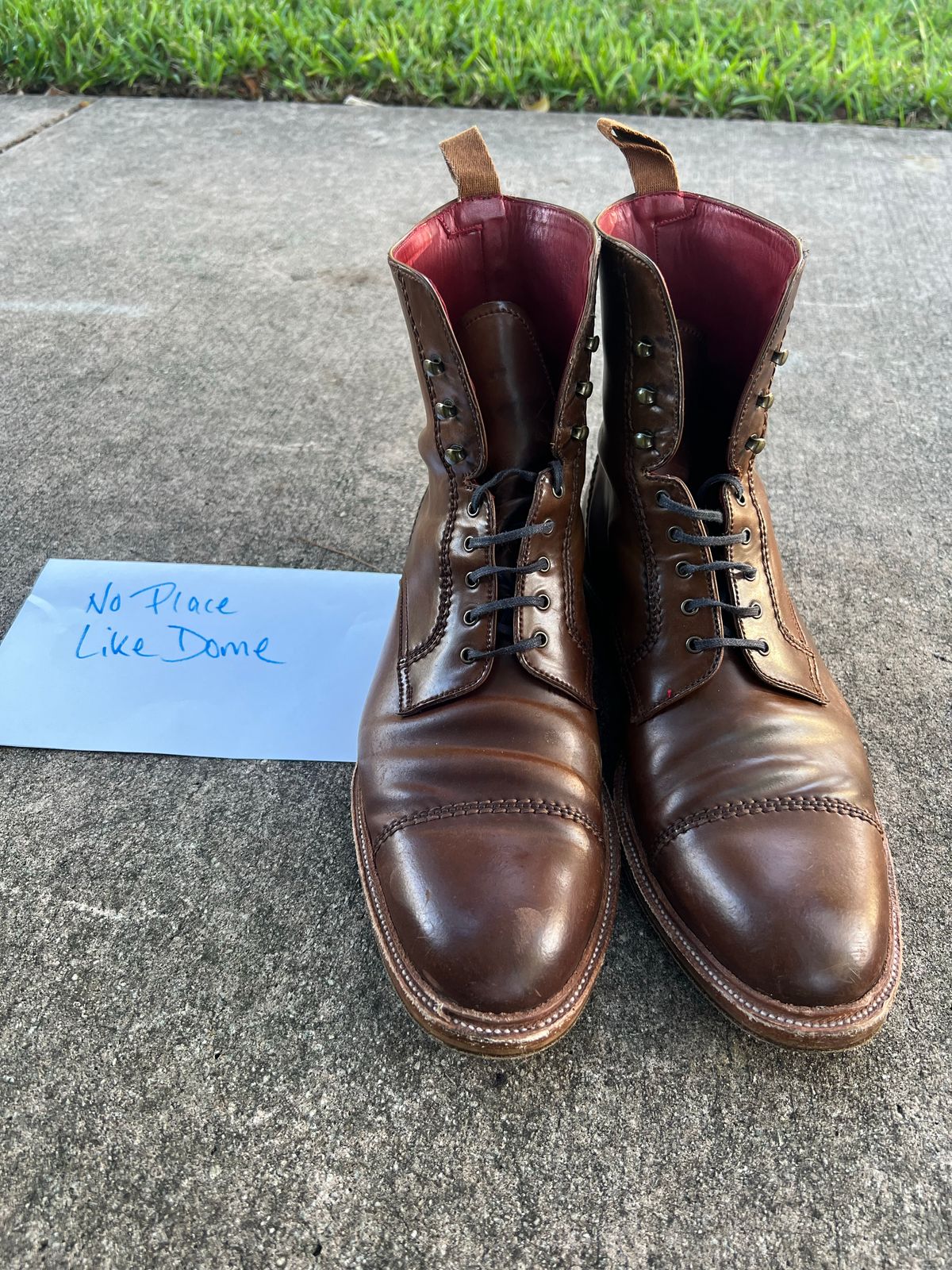 Photo by miamisoledoc on November 4, 2022 of the Carmina Unlisted Model in Horween Armagnac Shell Cordovan.