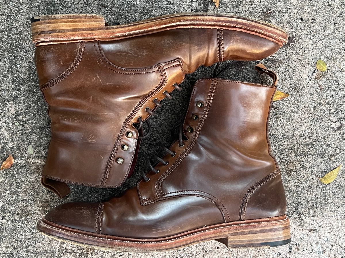 Photo by miamisoledoc on January 4, 2023 of the Carmina Unlisted Model in Horween Armagnac Shell Cordovan.