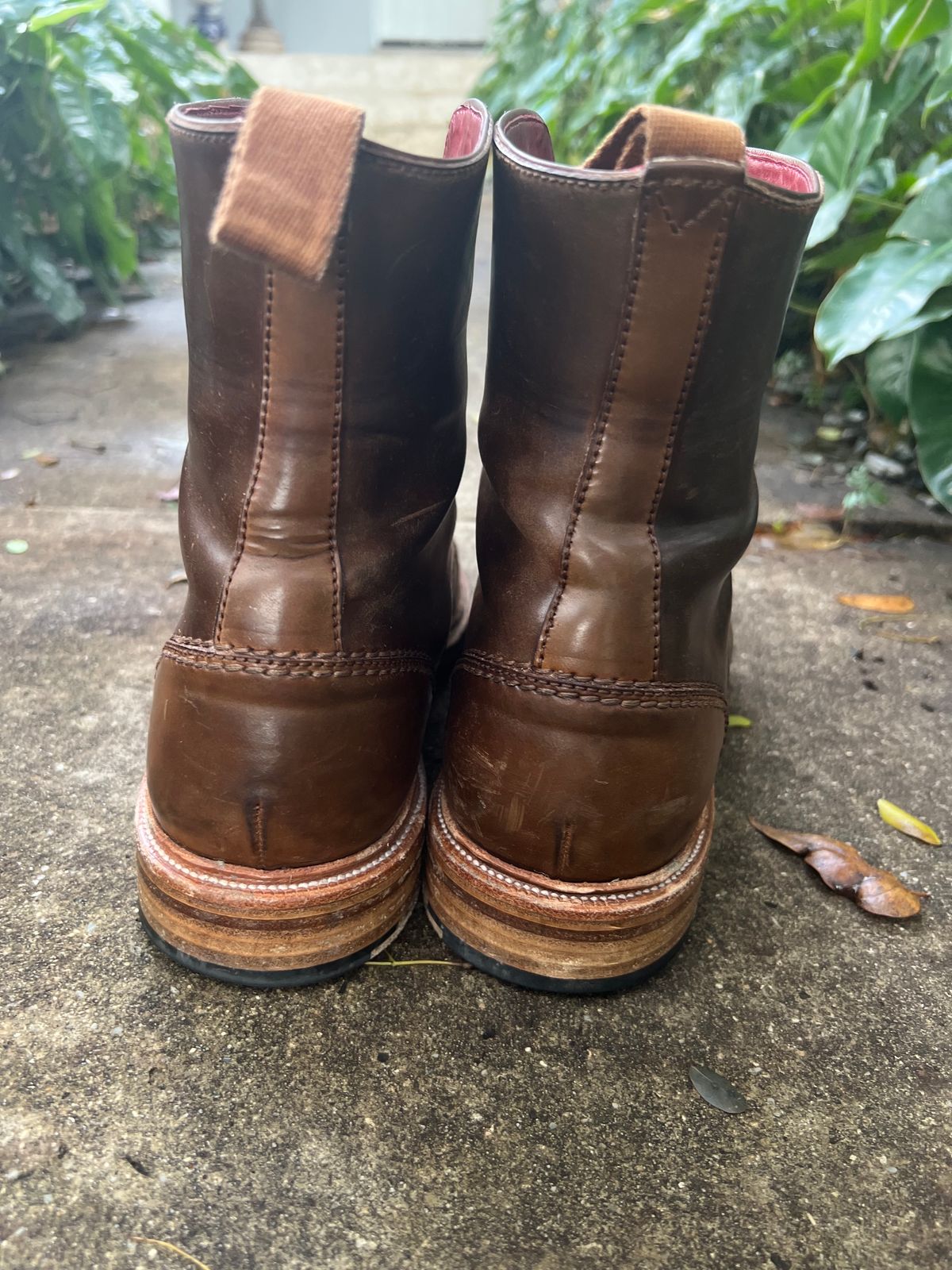 Photo by miamisoledoc on February 5, 2023 of the Carmina Unlisted Model in Horween Armagnac Shell Cordovan.