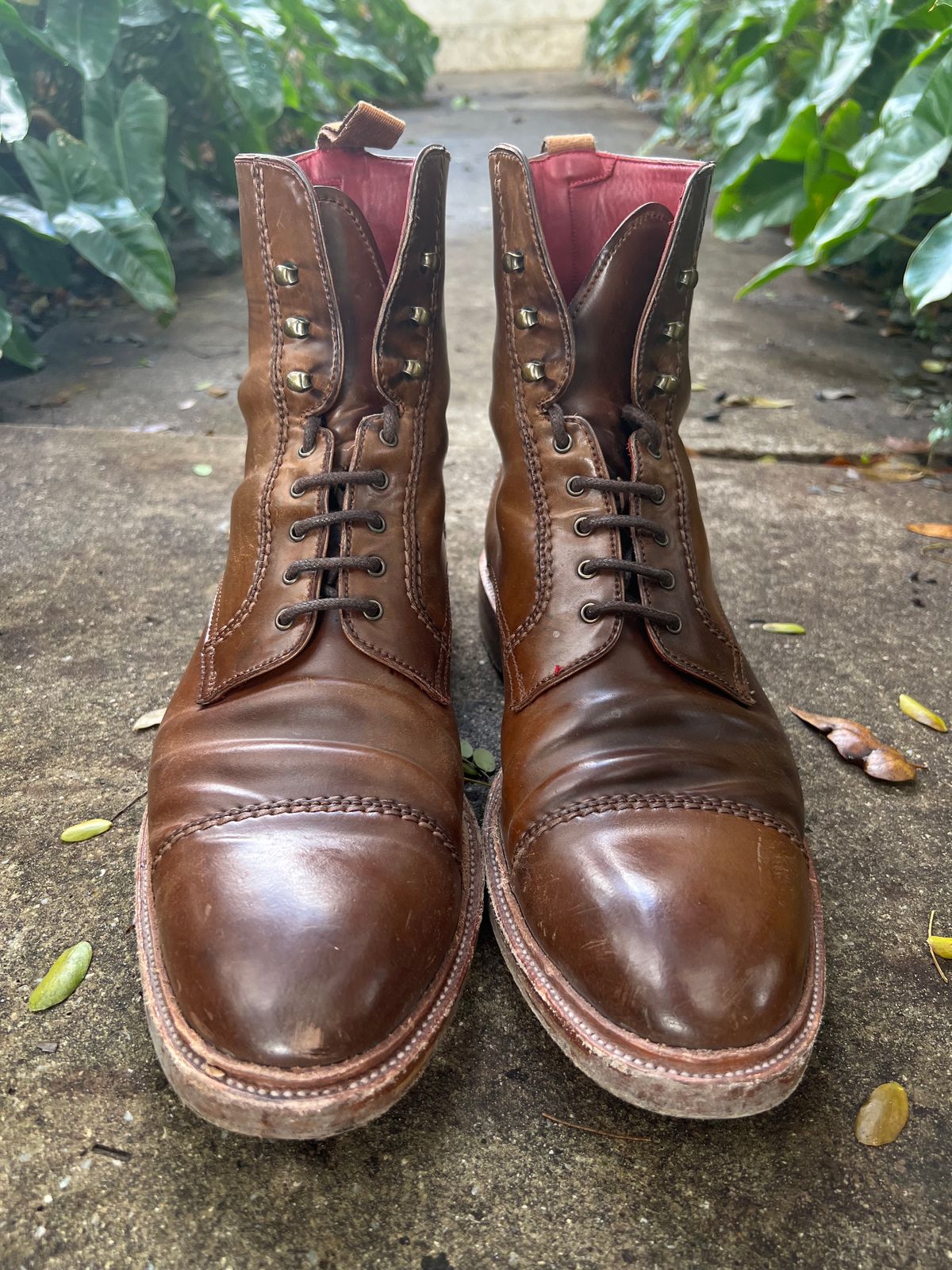 Photo by miamisoledoc on February 5, 2023 of the Carmina Unlisted Model in Horween Armagnac Shell Cordovan.