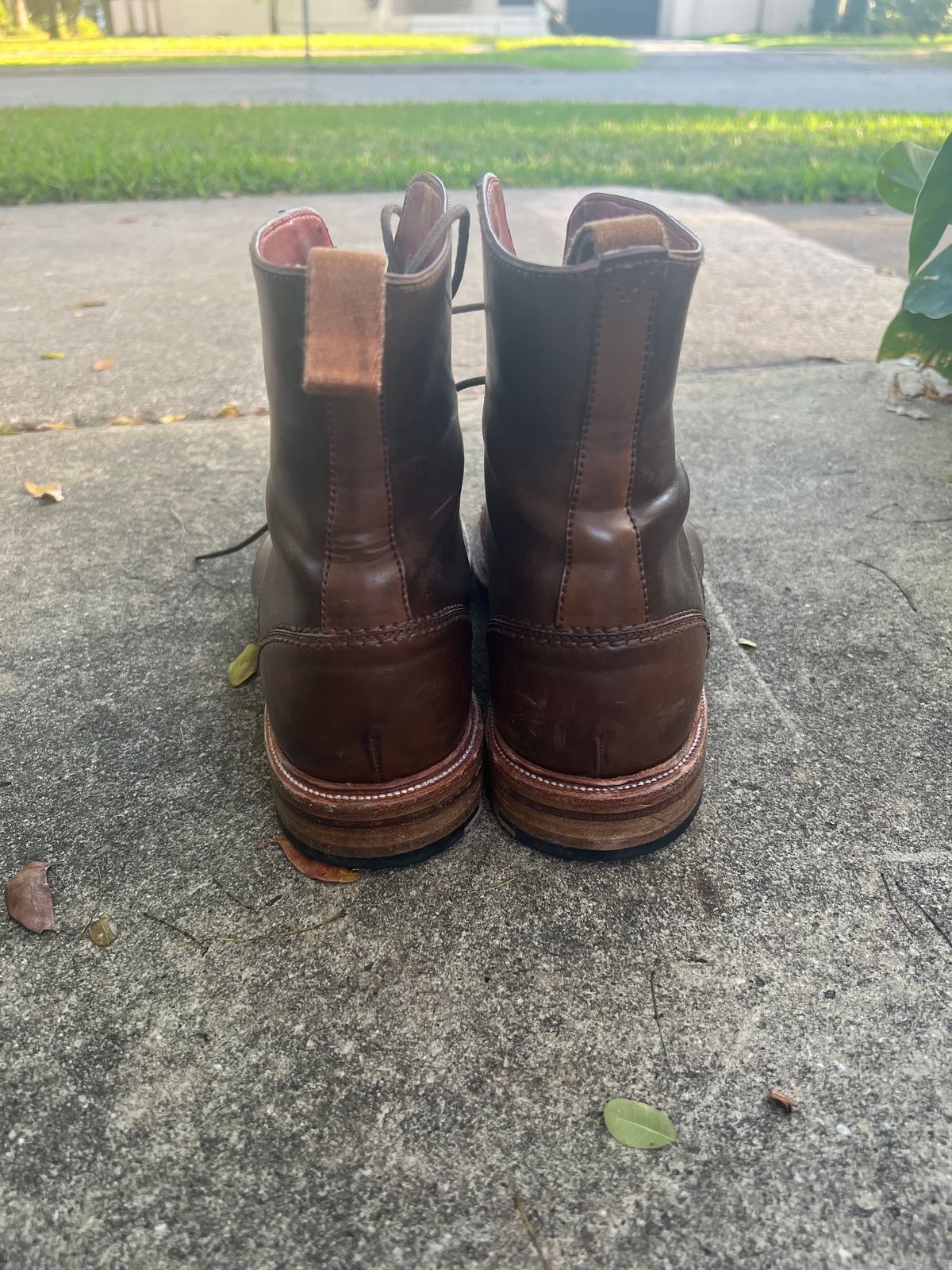 Photo by miamisoledoc on March 5, 2023 of the Carmina Unlisted Model in Horween Armagnac Shell Cordovan.