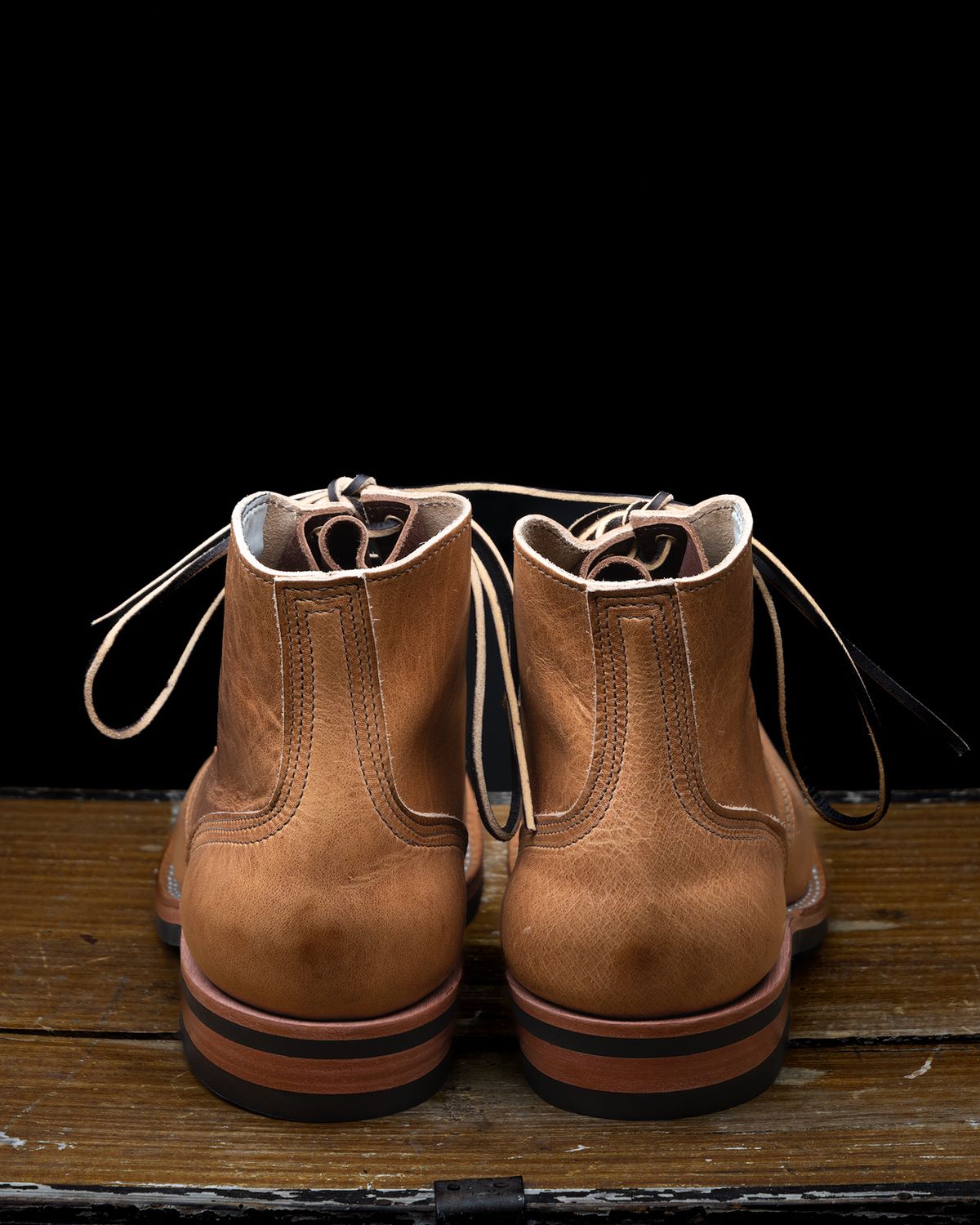 Photo by BigDudeInDenim on October 1, 2022 of the Nicks Prospector in Horween Natural Dublin.