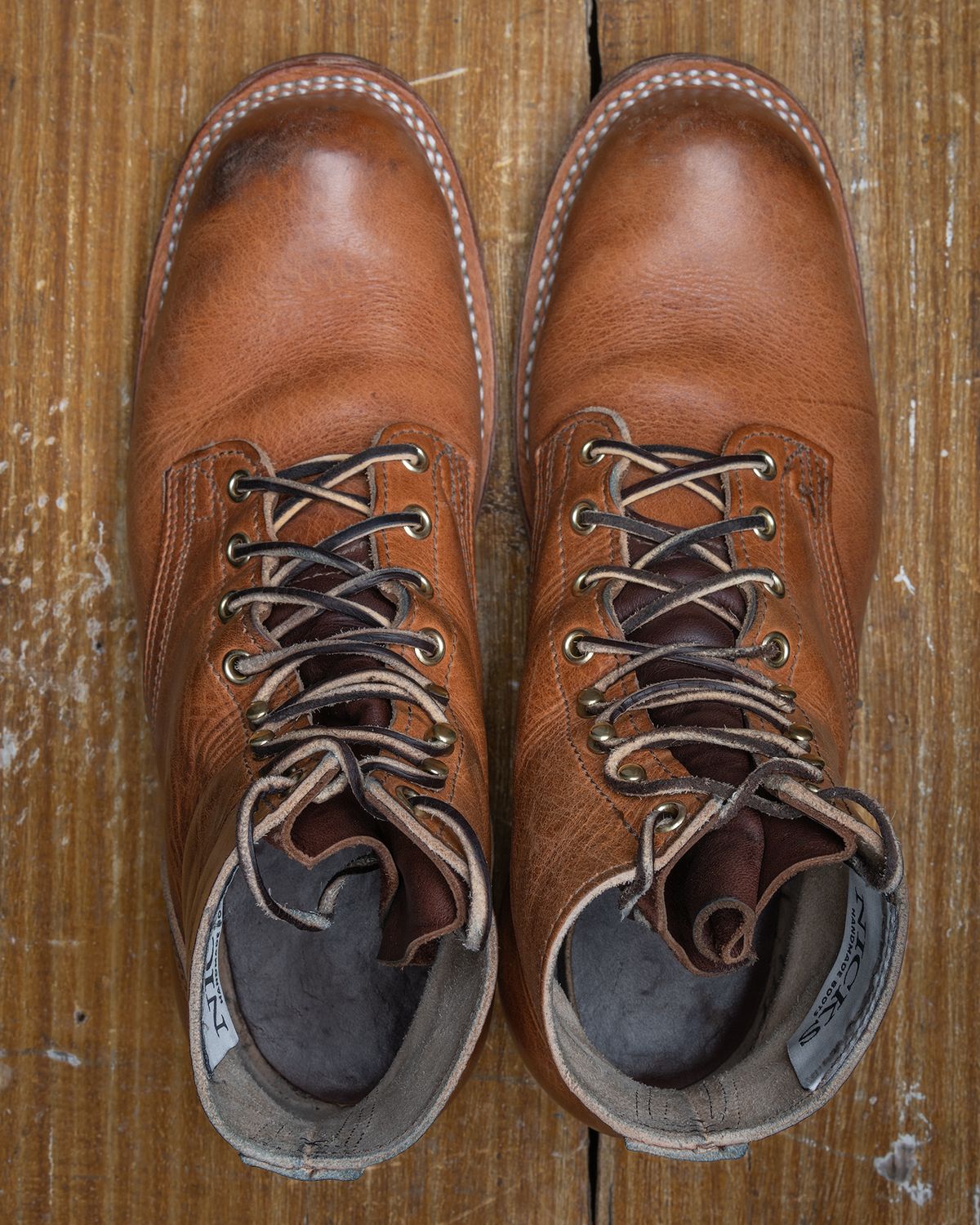 Photo by BigDudeInDenim on November 3, 2022 of the Nicks Prospector in Horween Natural Dublin.