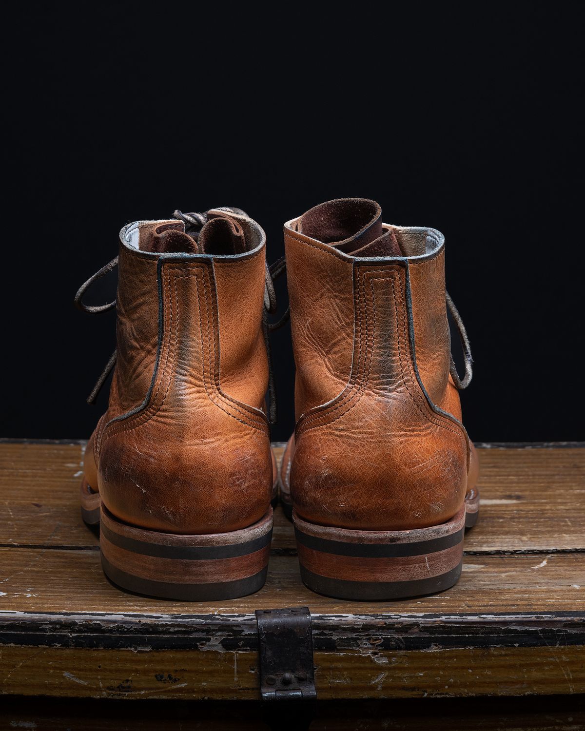Photo by BigDudeInDenim on January 3, 2023 of the Nicks Prospector in Horween Natural Dublin.