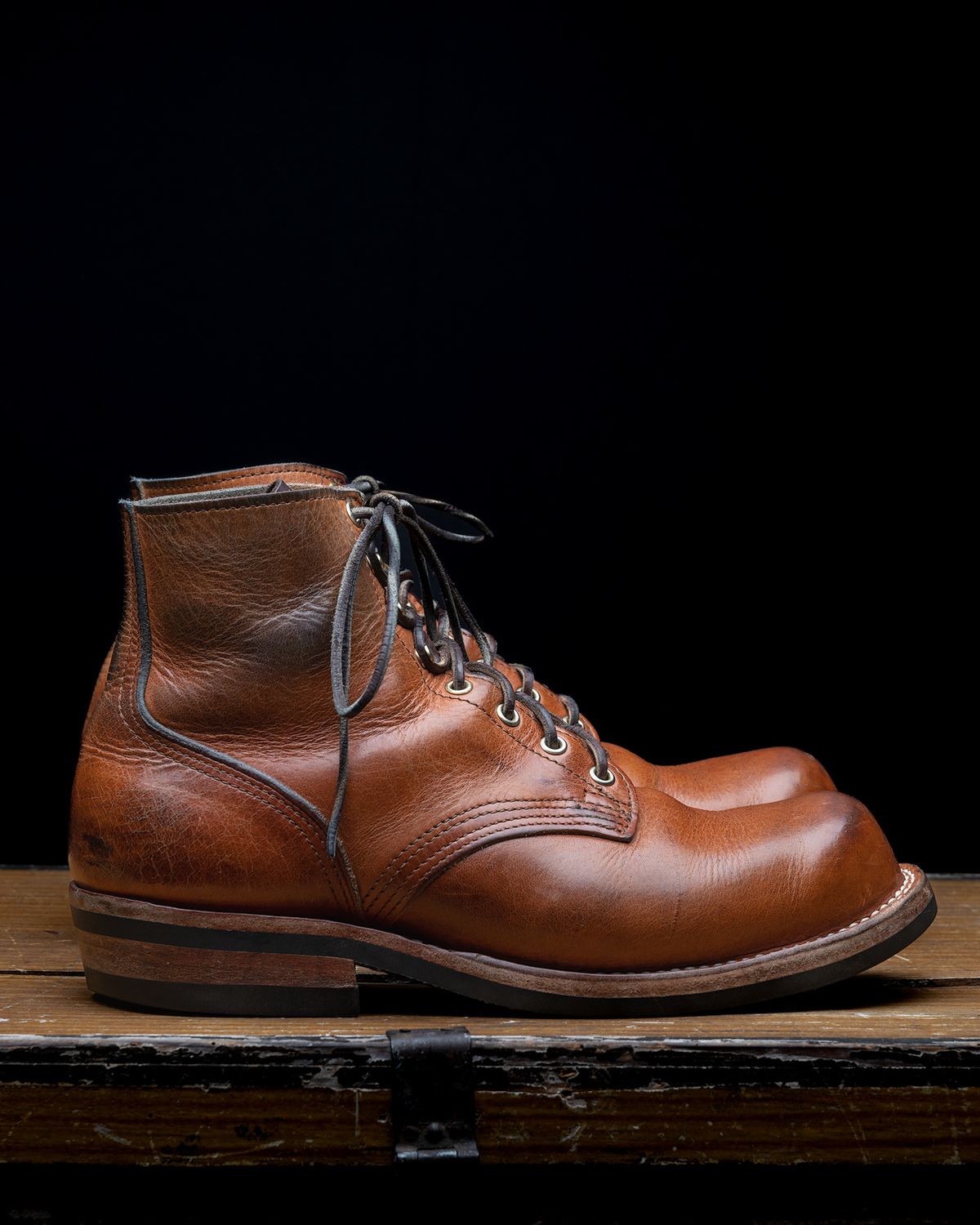 Photo by BigDudeInDenim on April 4, 2023 of the Nicks Prospector in Horween Natural Dublin.