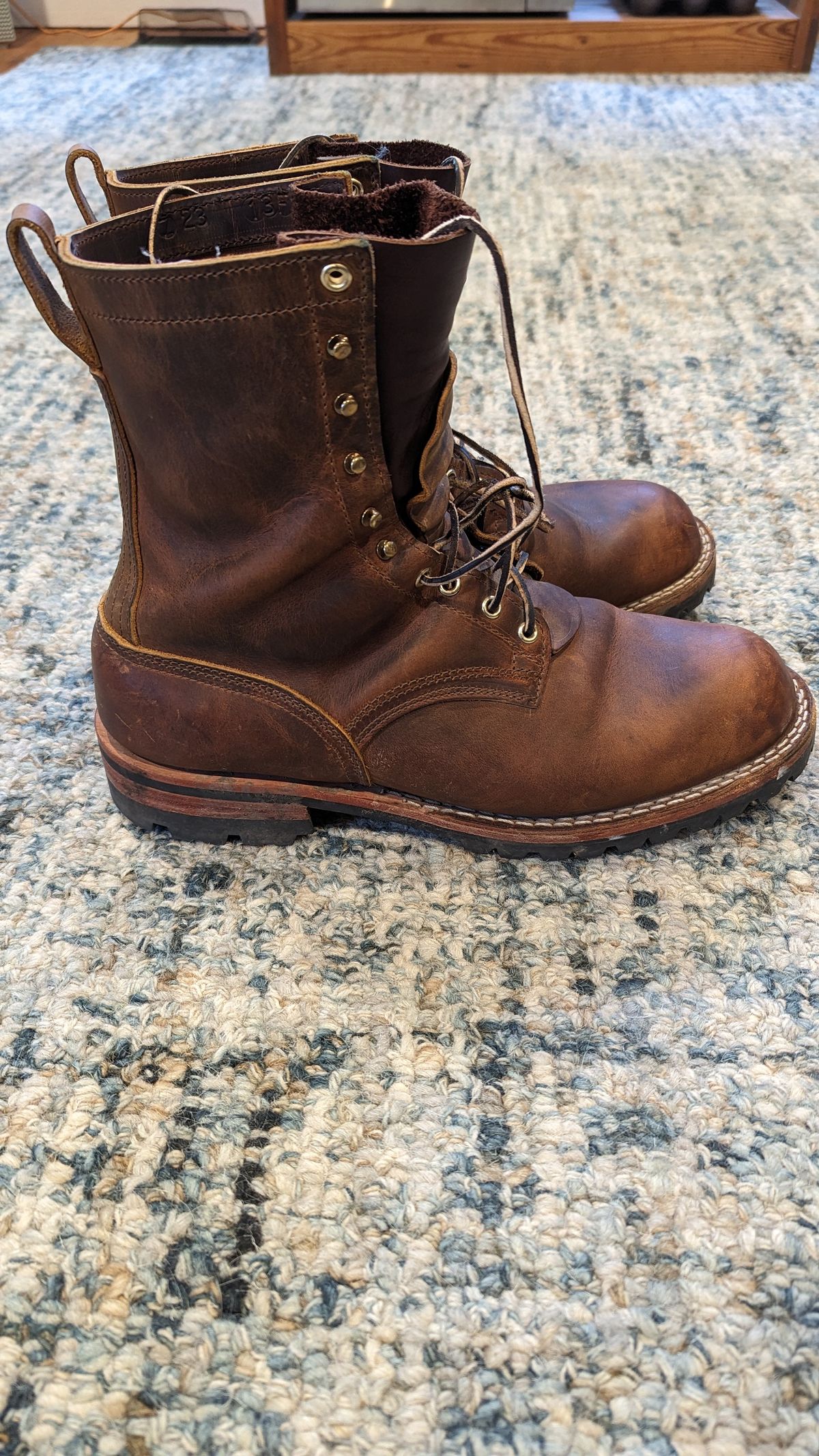 Photo by rexroof on November 5, 2023 of the Nicks Overlander in Horween Orange Predator.