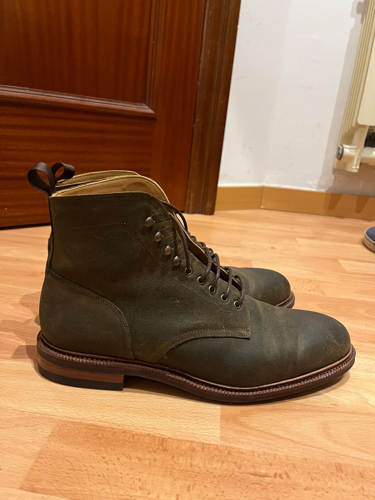 Photo by mjones15 on October 1, 2023 of the Meermin Service Boot in C.F. Stead Leaf Green Waxy Commander Suede.