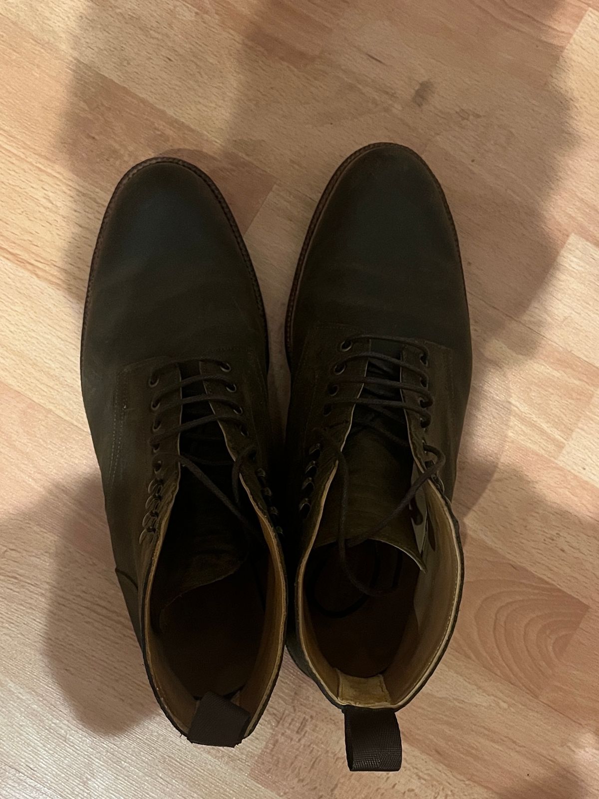 Photo by mjones15 on October 1, 2023 of the Meermin Service Boot in C.F. Stead Leaf Green Waxy Commander Suede.