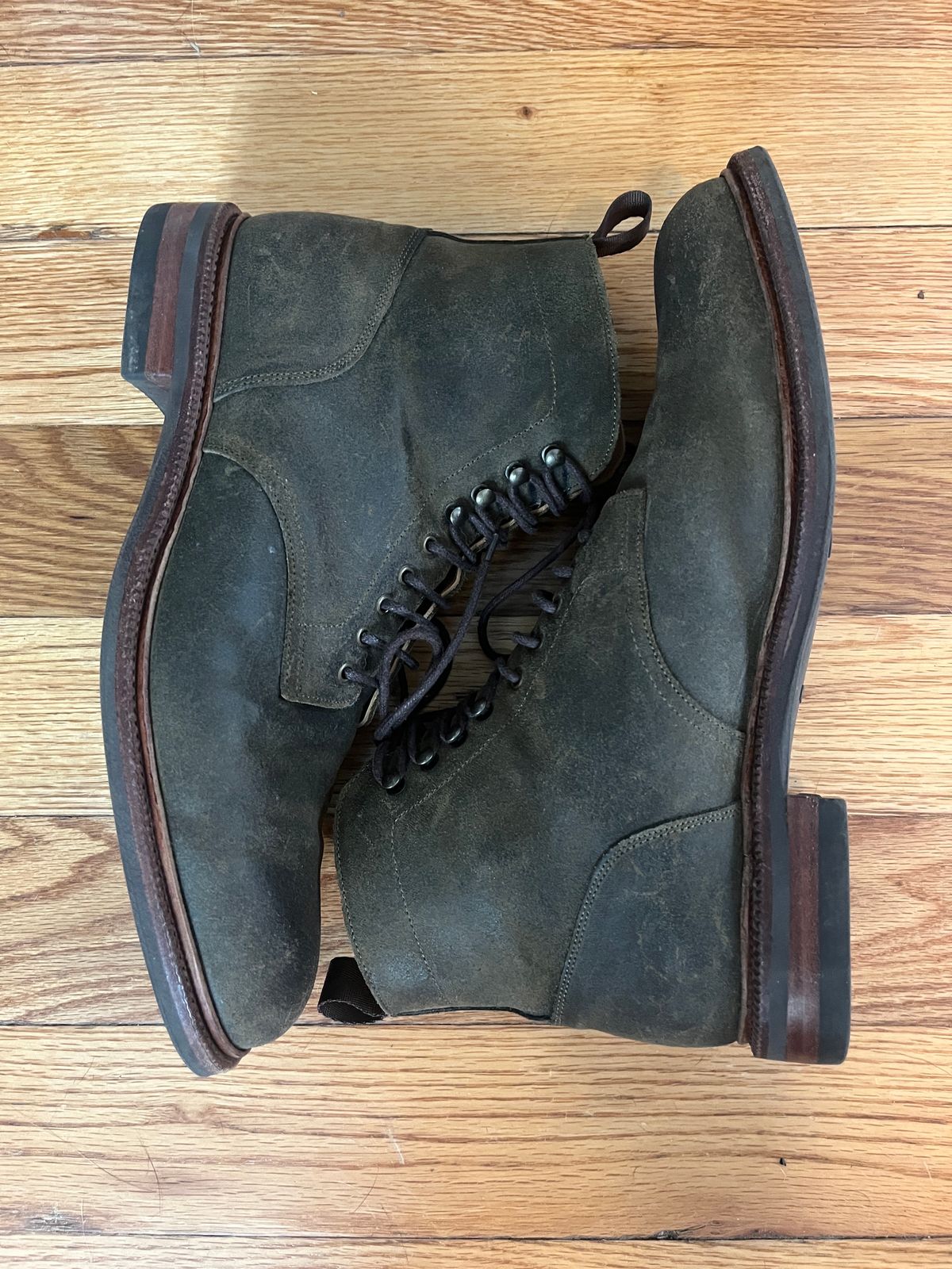 Photo by mjones15 on November 7, 2023 of the Meermin Service Boot in C.F. Stead Leaf Green Waxy Commander Suede.