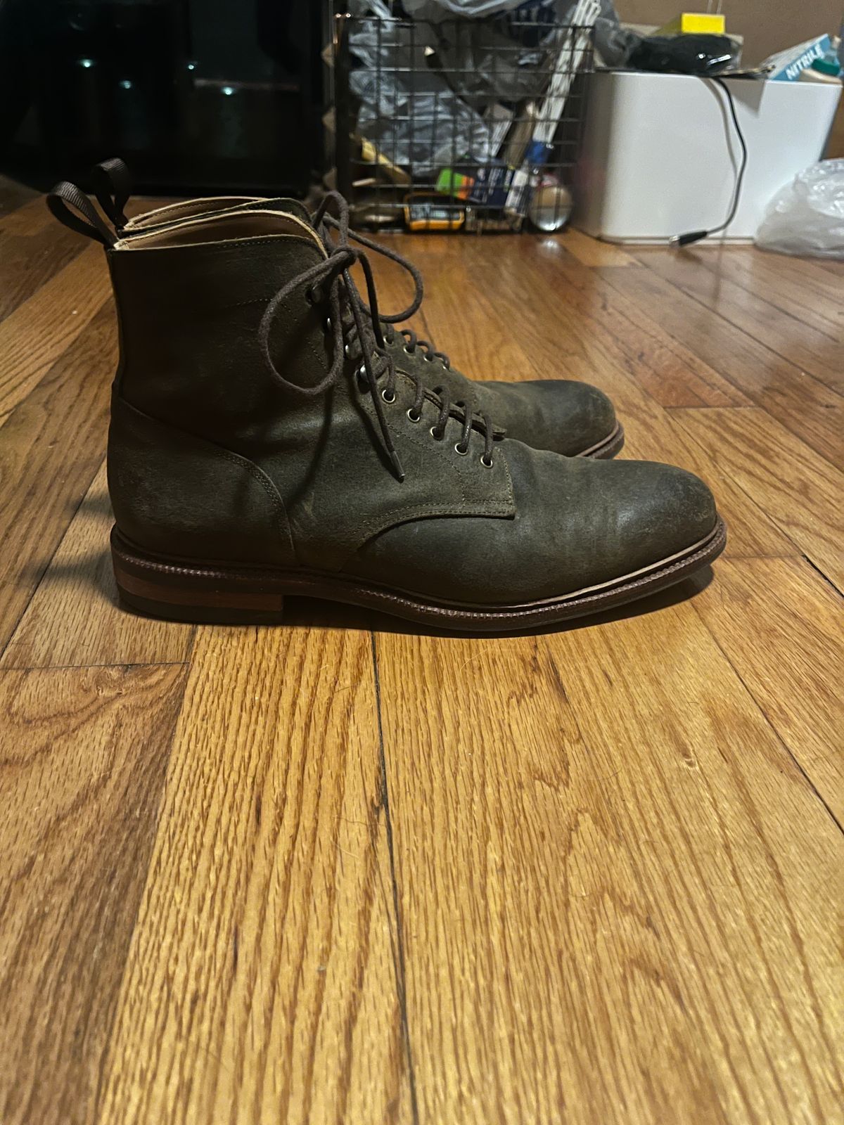 Photo by mjones15 on December 4, 2023 of the Meermin Service Boot in C.F. Stead Leaf Green Waxy Commander Suede.
