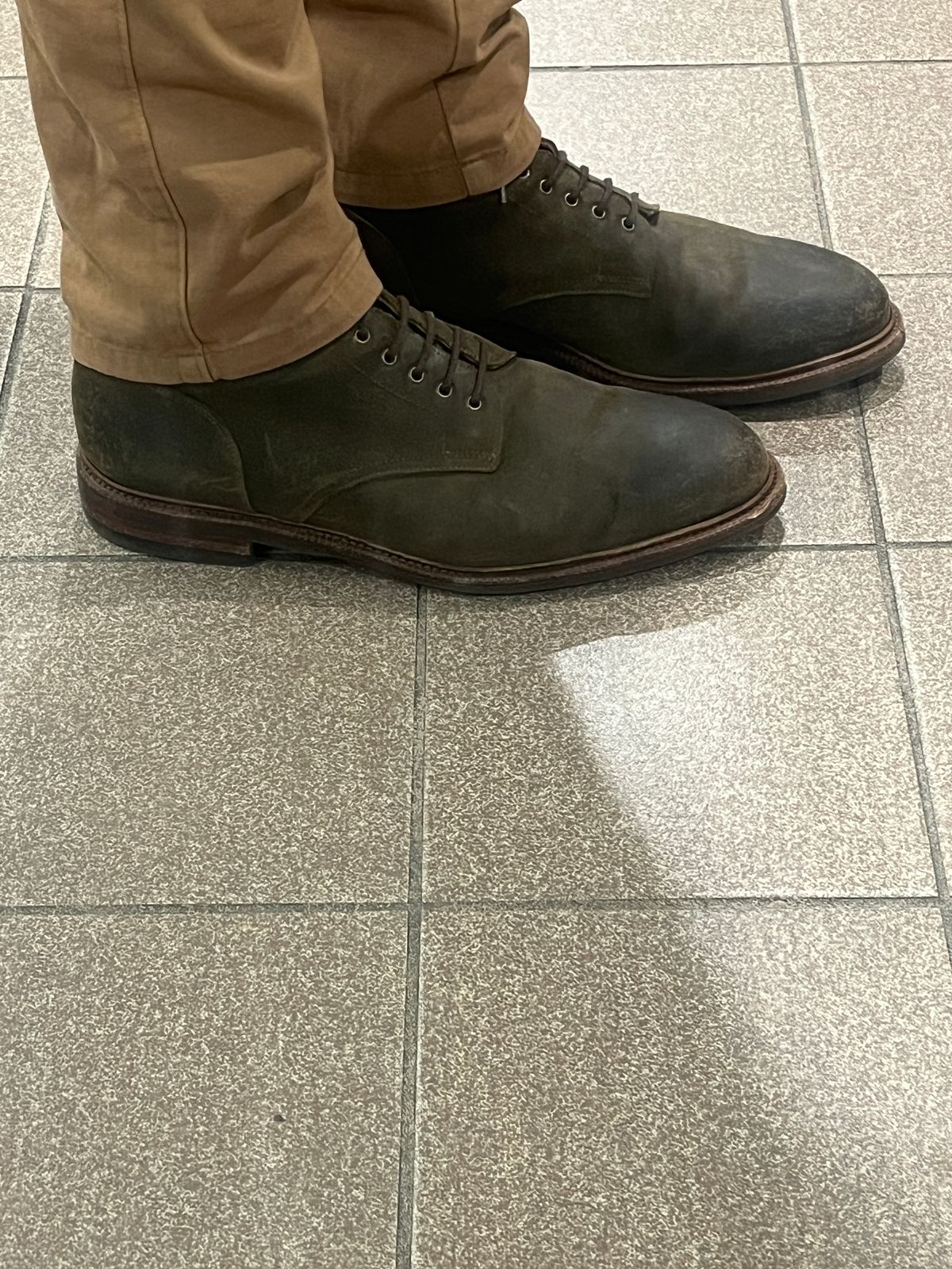 Photo by mjones15 on January 5, 2024 of the Meermin Service Boot in C.F. Stead Leaf Green Waxy Commander Suede.